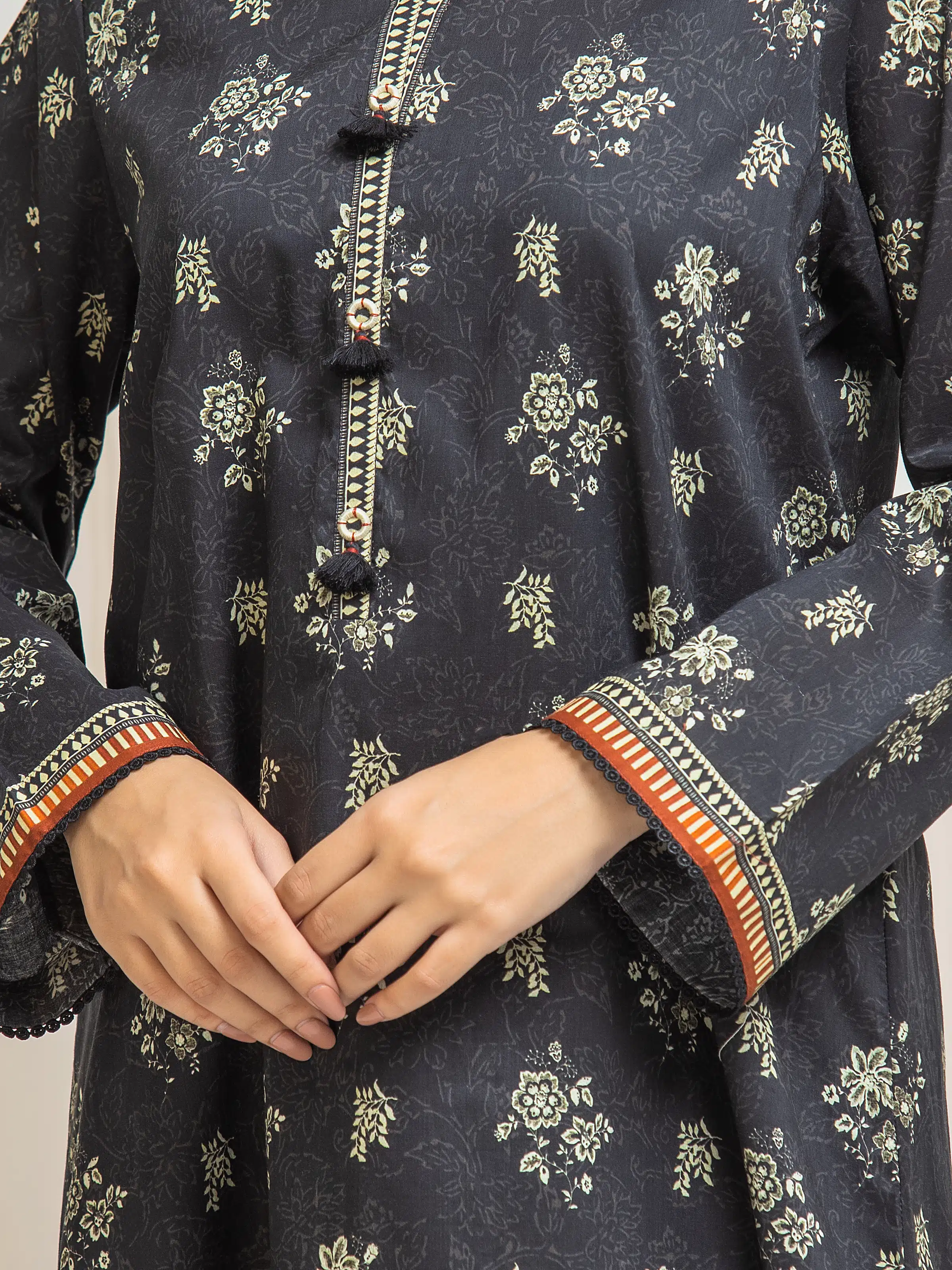 Unstitched Printed Lawn Suit - EWU6A1-35286-3P - Image 3
