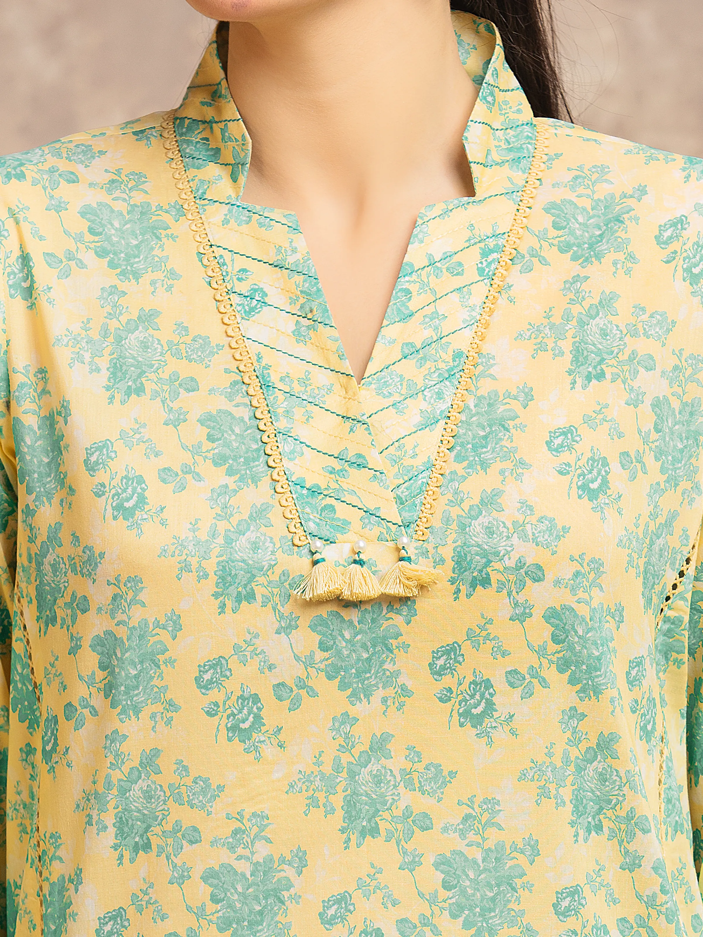 Unstitched Printed Lawn Suit - EWU6A1-36520-3P - Image 4