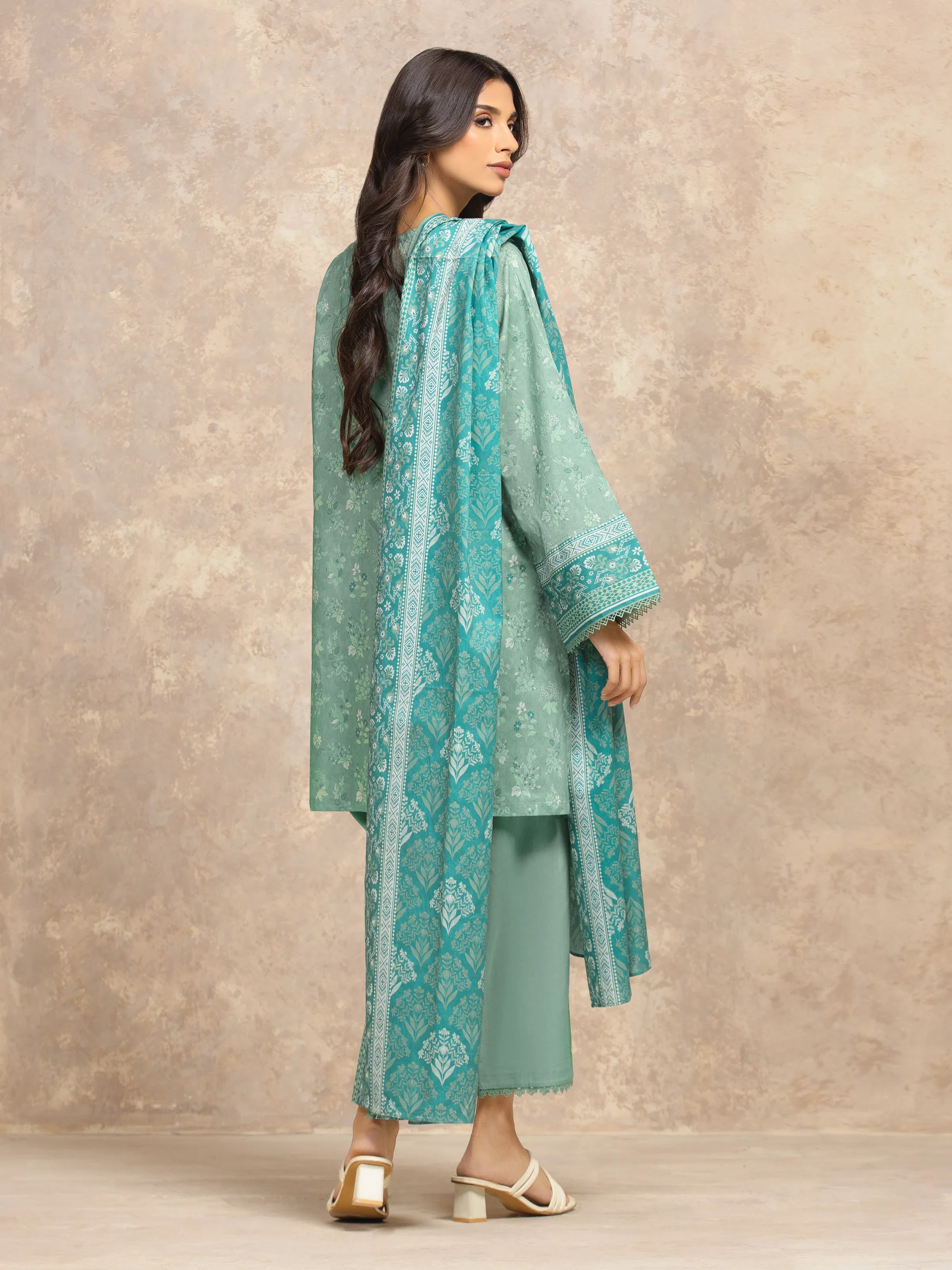 Unstitched Printed Lawn Suit - EWU6A1-36524-3P - Image 4