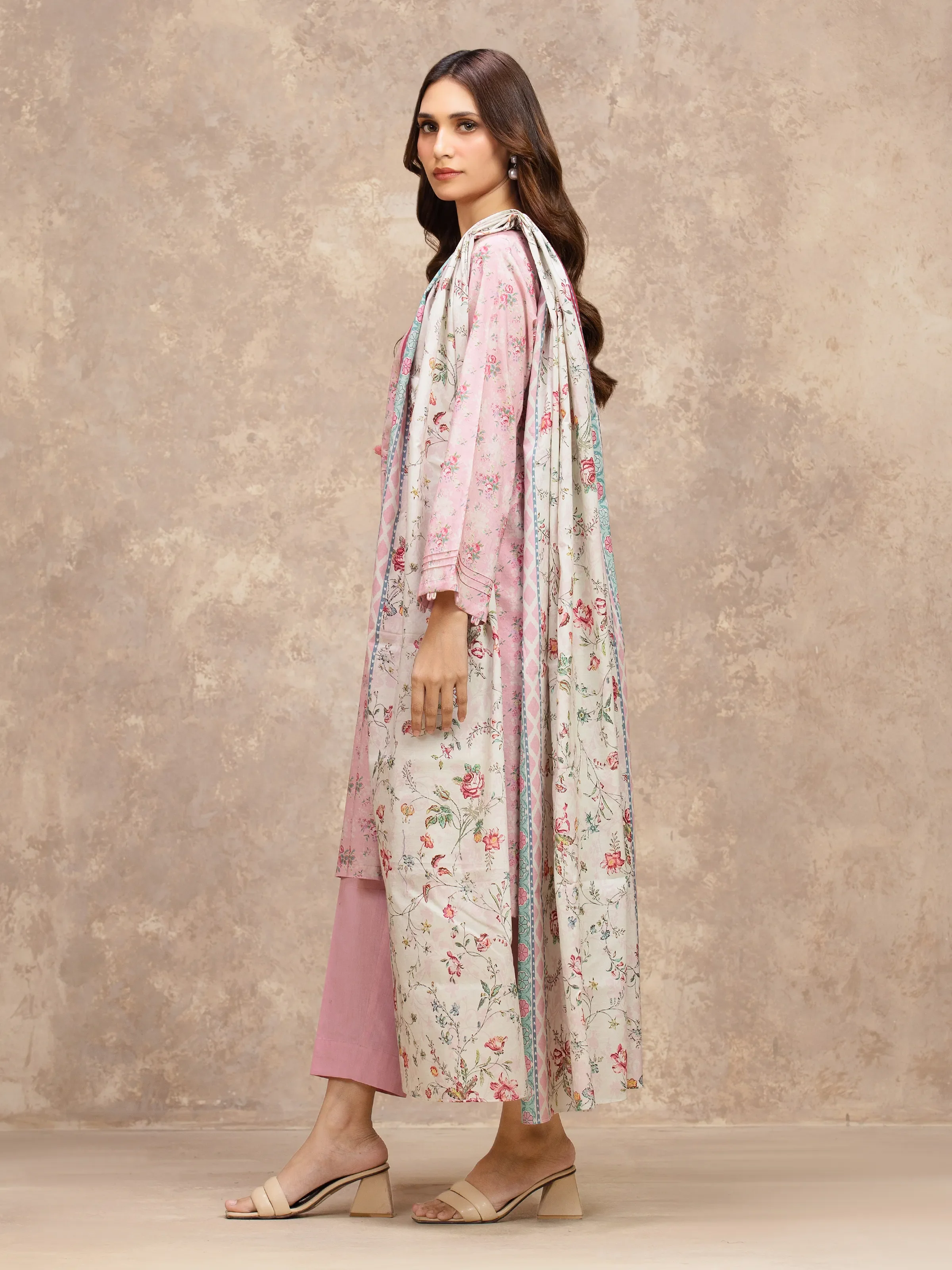 Unstitched Printed Lawn Suit - EWU6A1-36527-3P - Image 5
