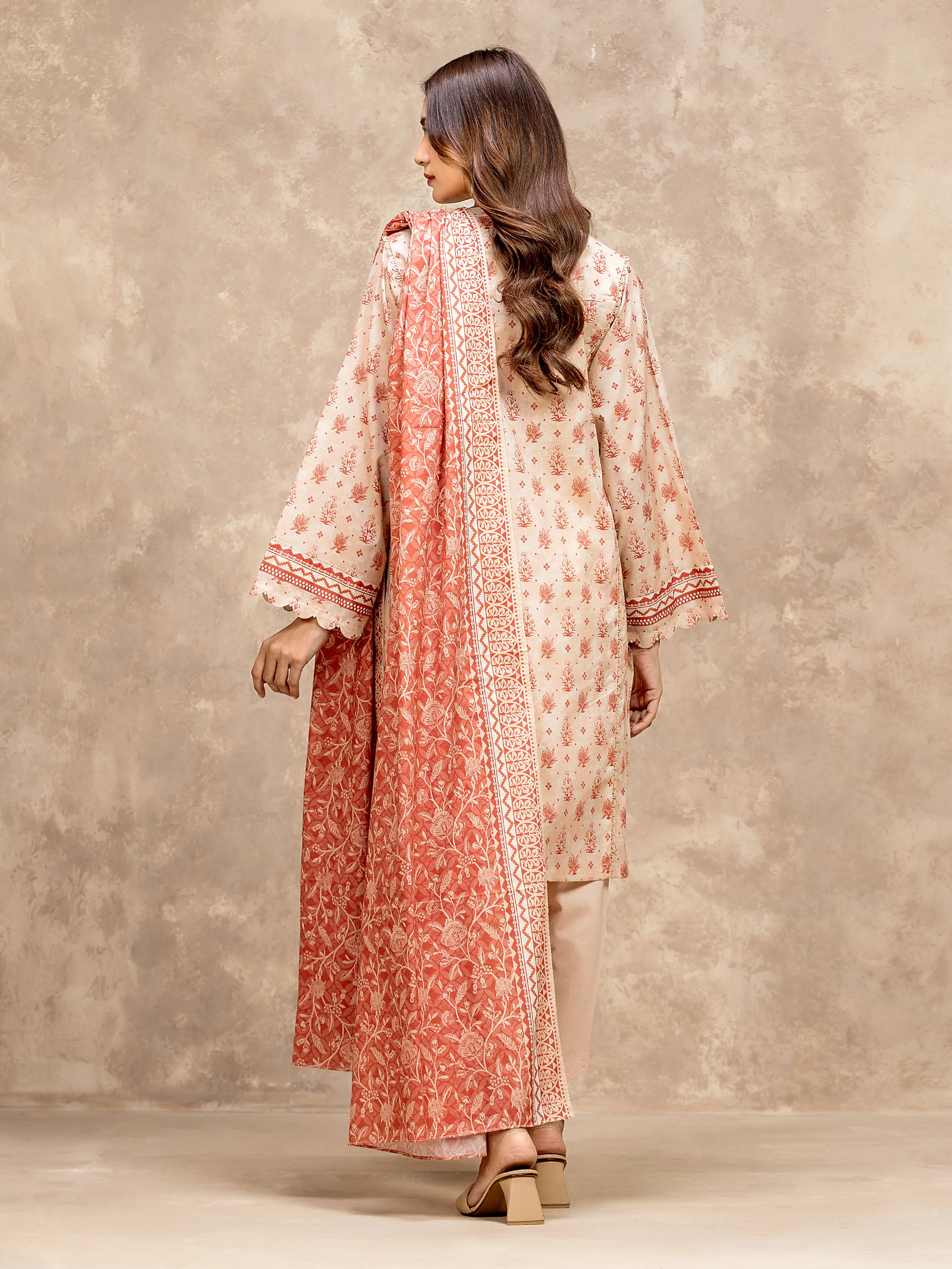 Unstitched Printed Lawn Suit - EWU6A1-36528-3P - Image 5