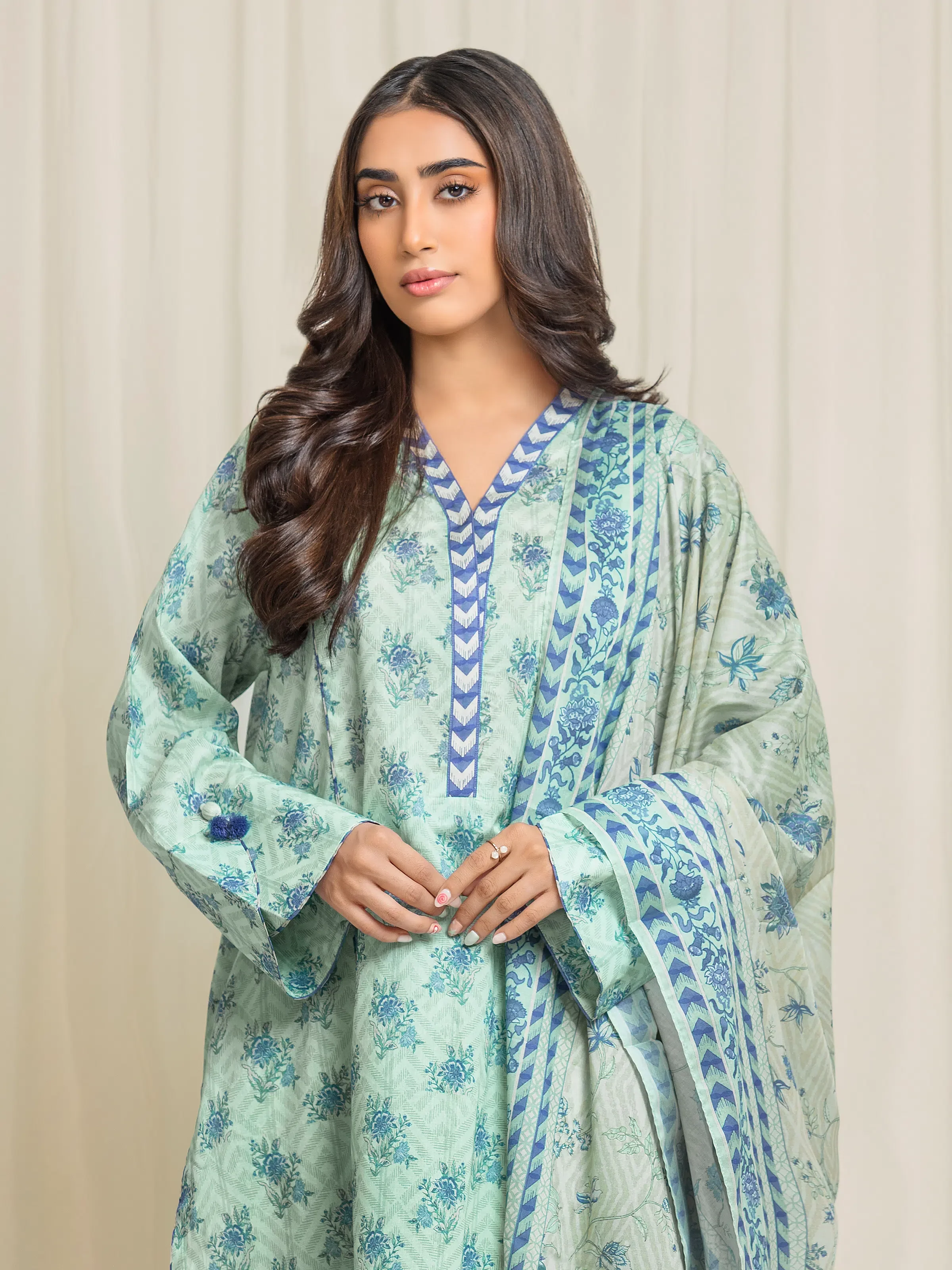 Unstitched Printed Lawn Suit - EWU6A1-36536-3P - Image 2