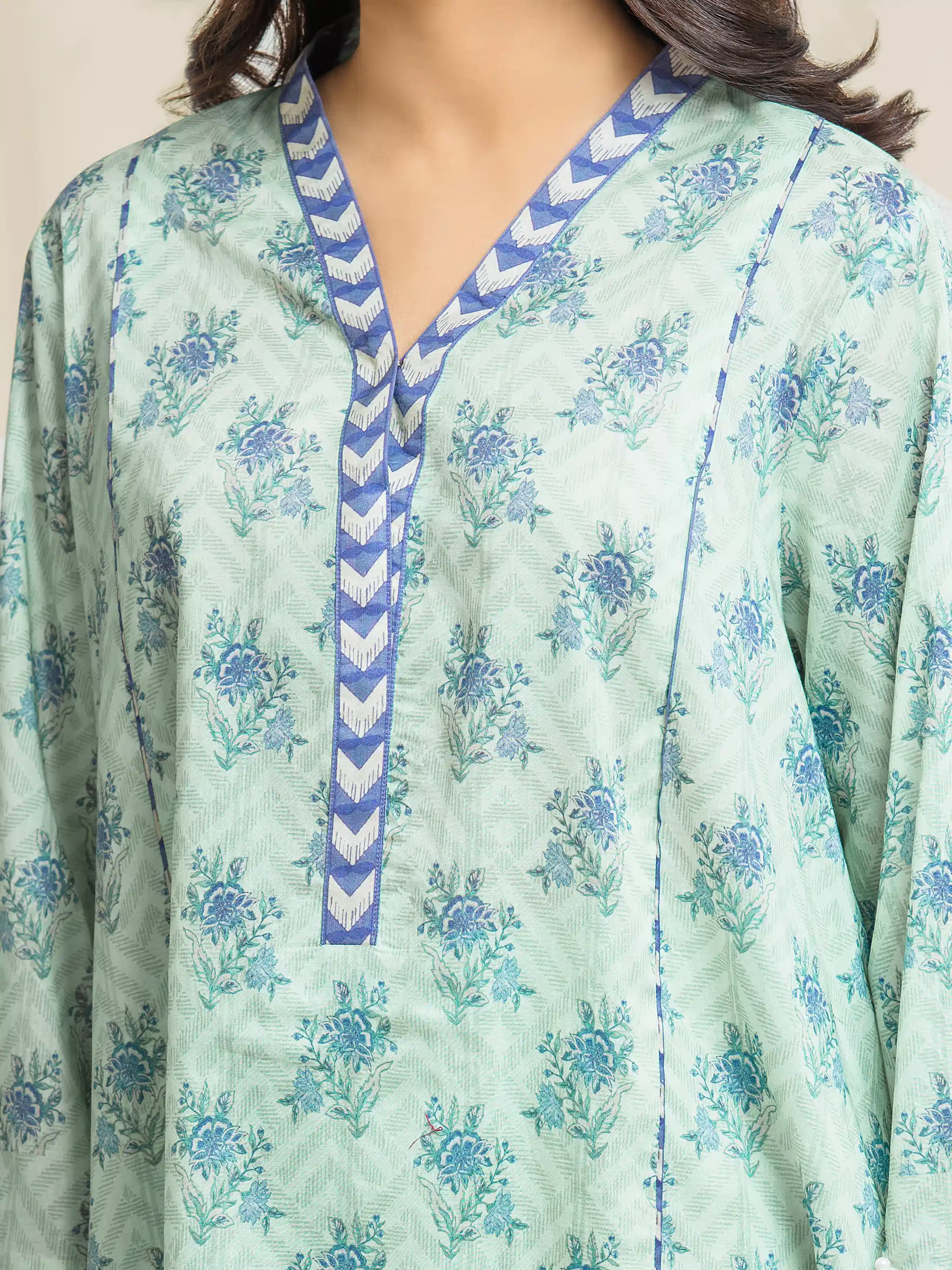 Unstitched Printed Lawn Suit - EWU6A1-36536-3P - Image 4