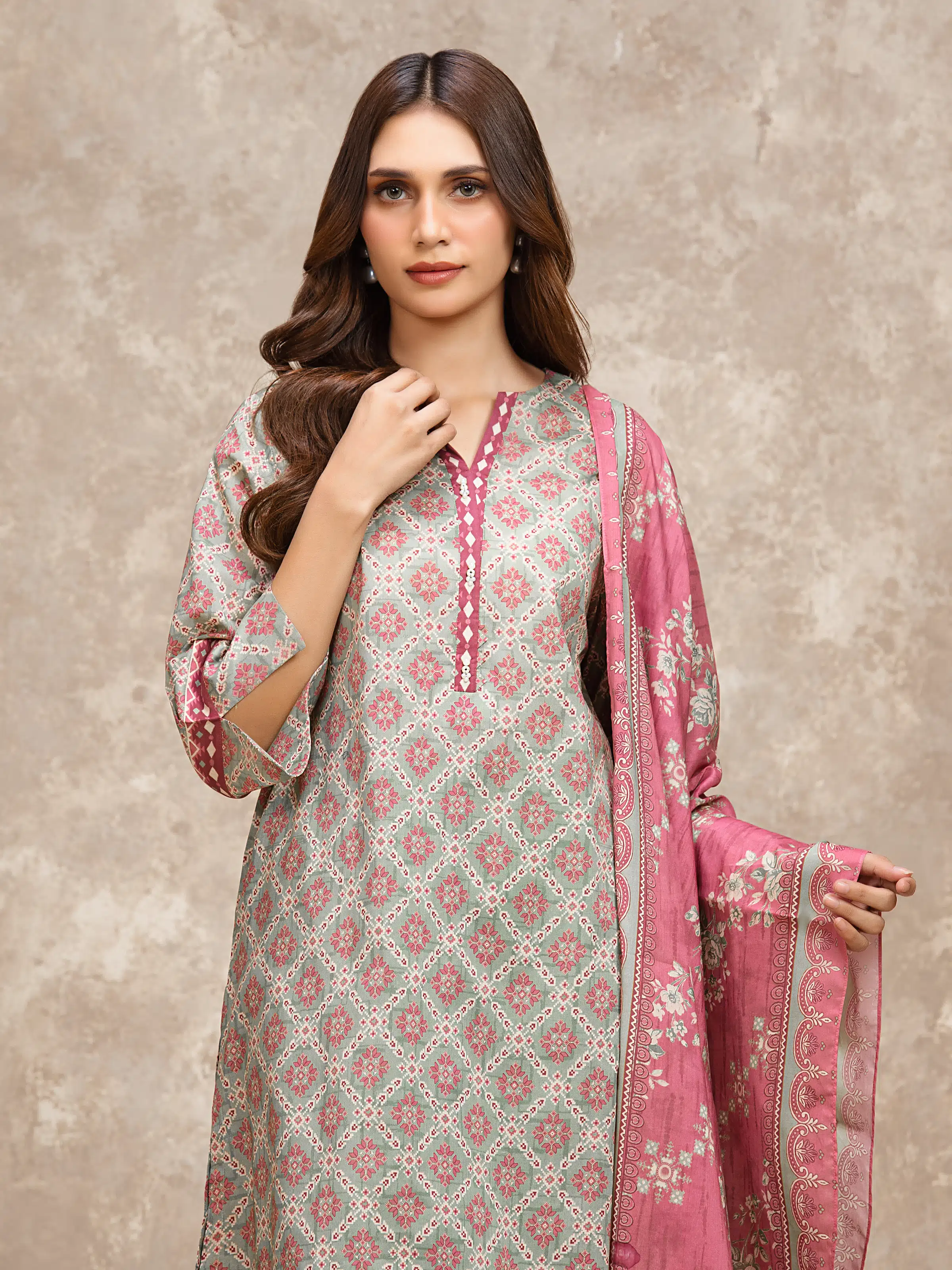 Unstitched Printed Lawn Suit - EWU6A1-36537-3P - Image 2