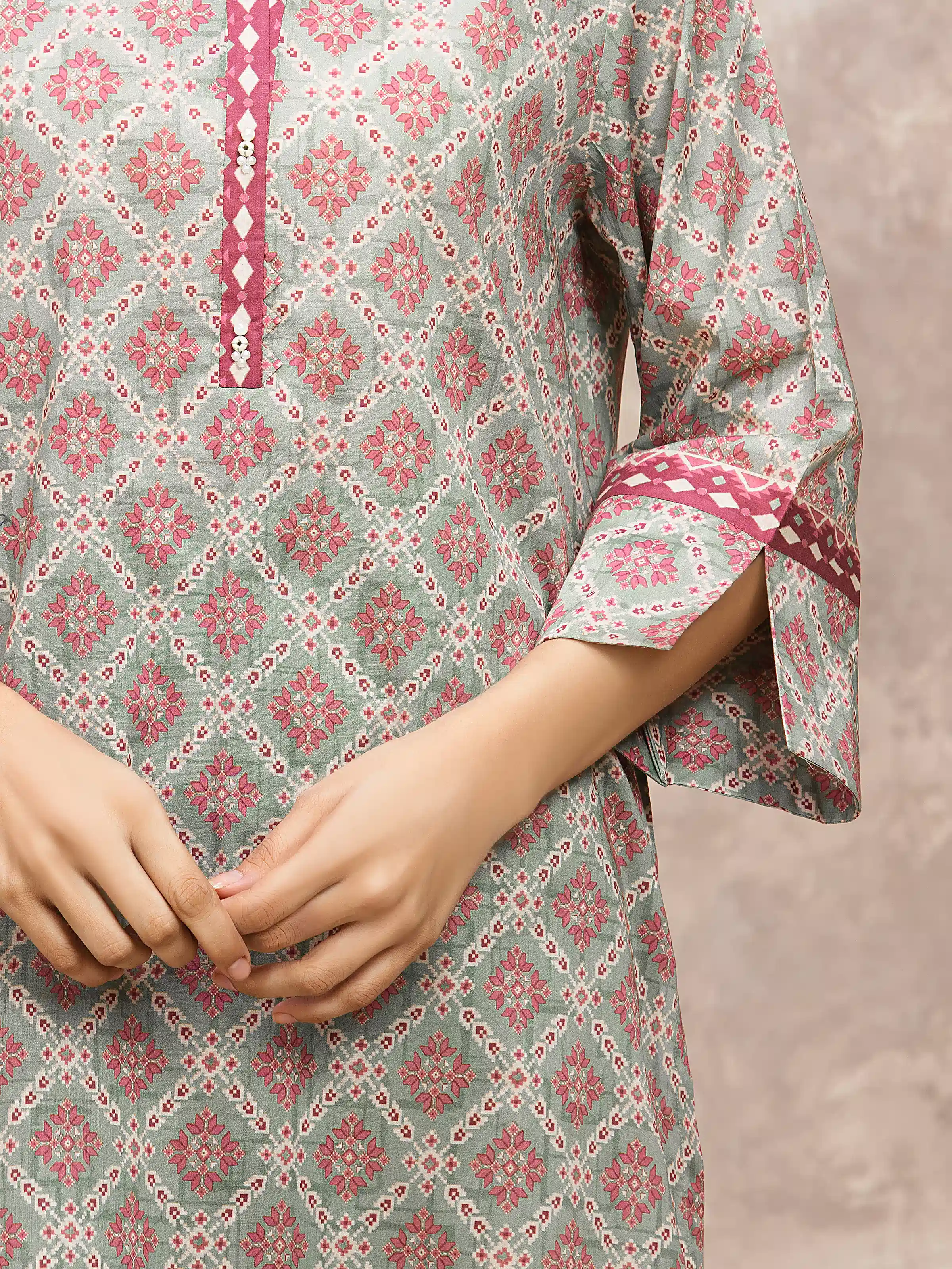 Unstitched Printed Lawn Suit - EWU6A1-36537-3P - Image 3