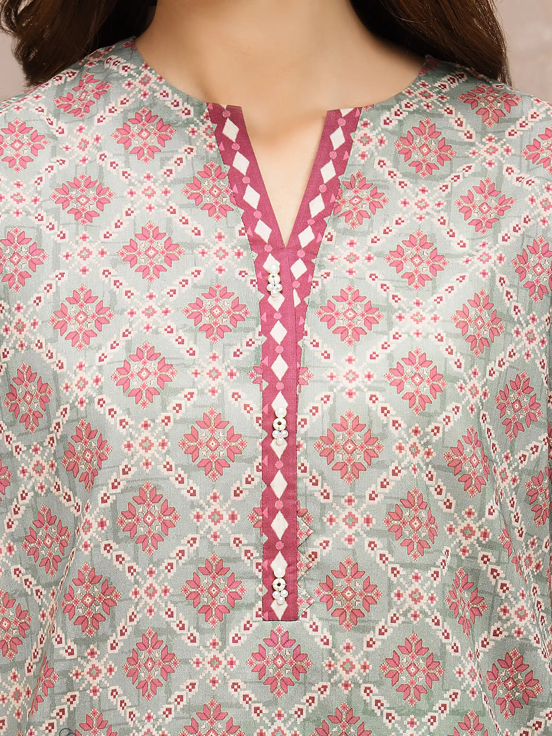 Unstitched Printed Lawn Suit - EWU6A1-36537-3P - Image 4