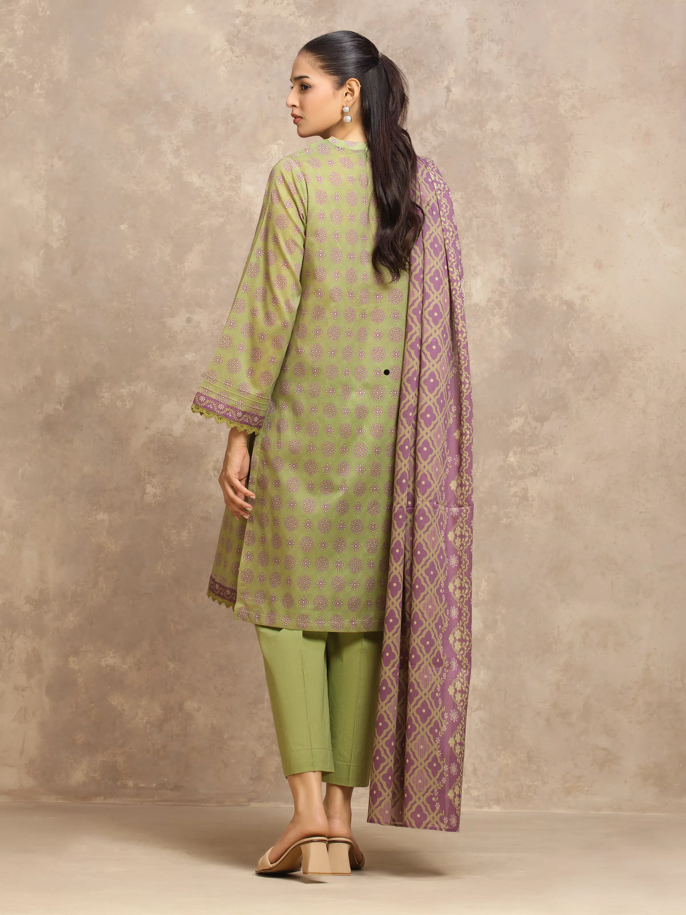 Unstitched Printed Lawn Suit - EWU6A1-36539-3P - Image 6