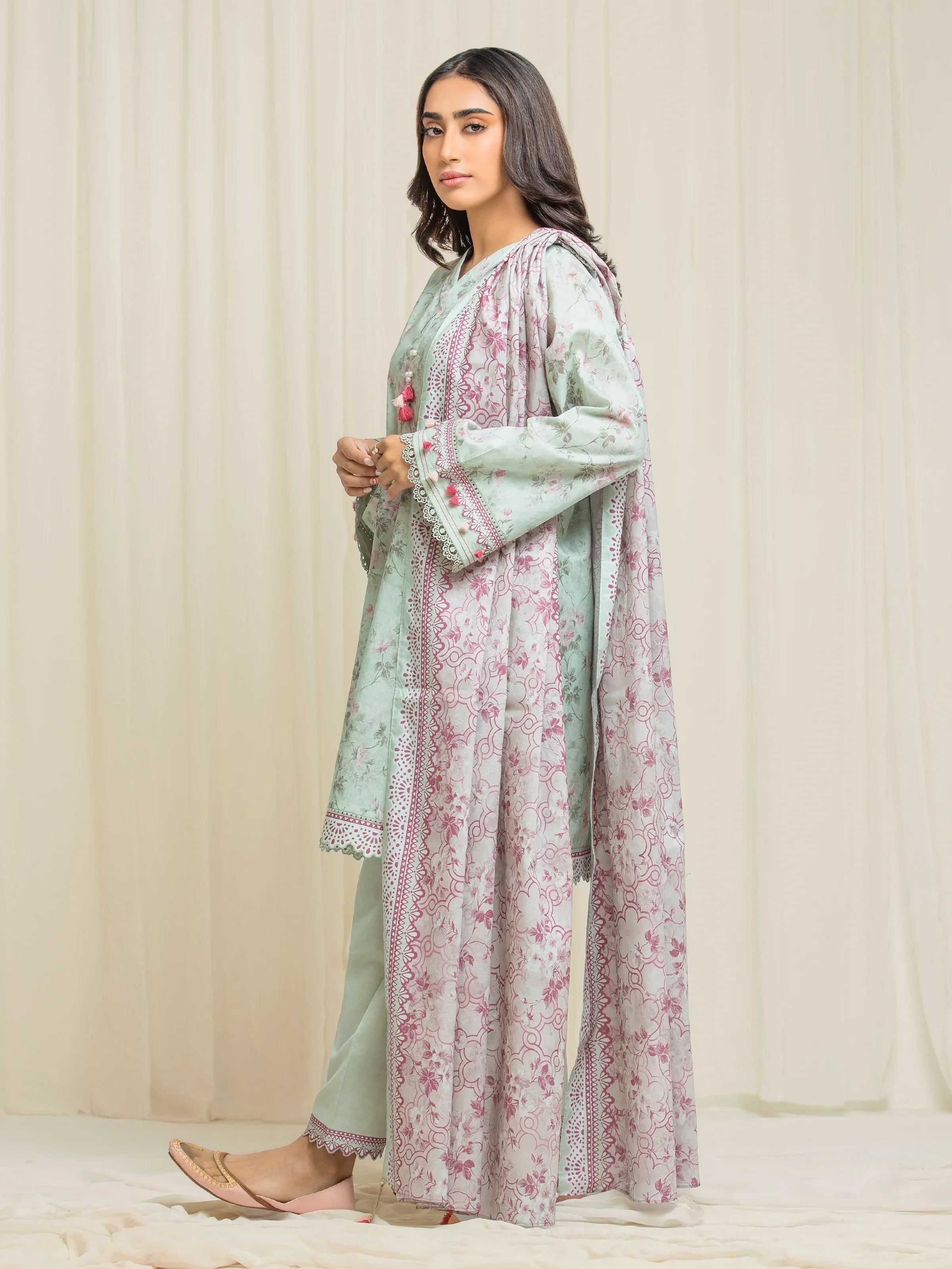 Unstitched Printed Lawn Suit - EWU6A1-36546-3P - Image 5