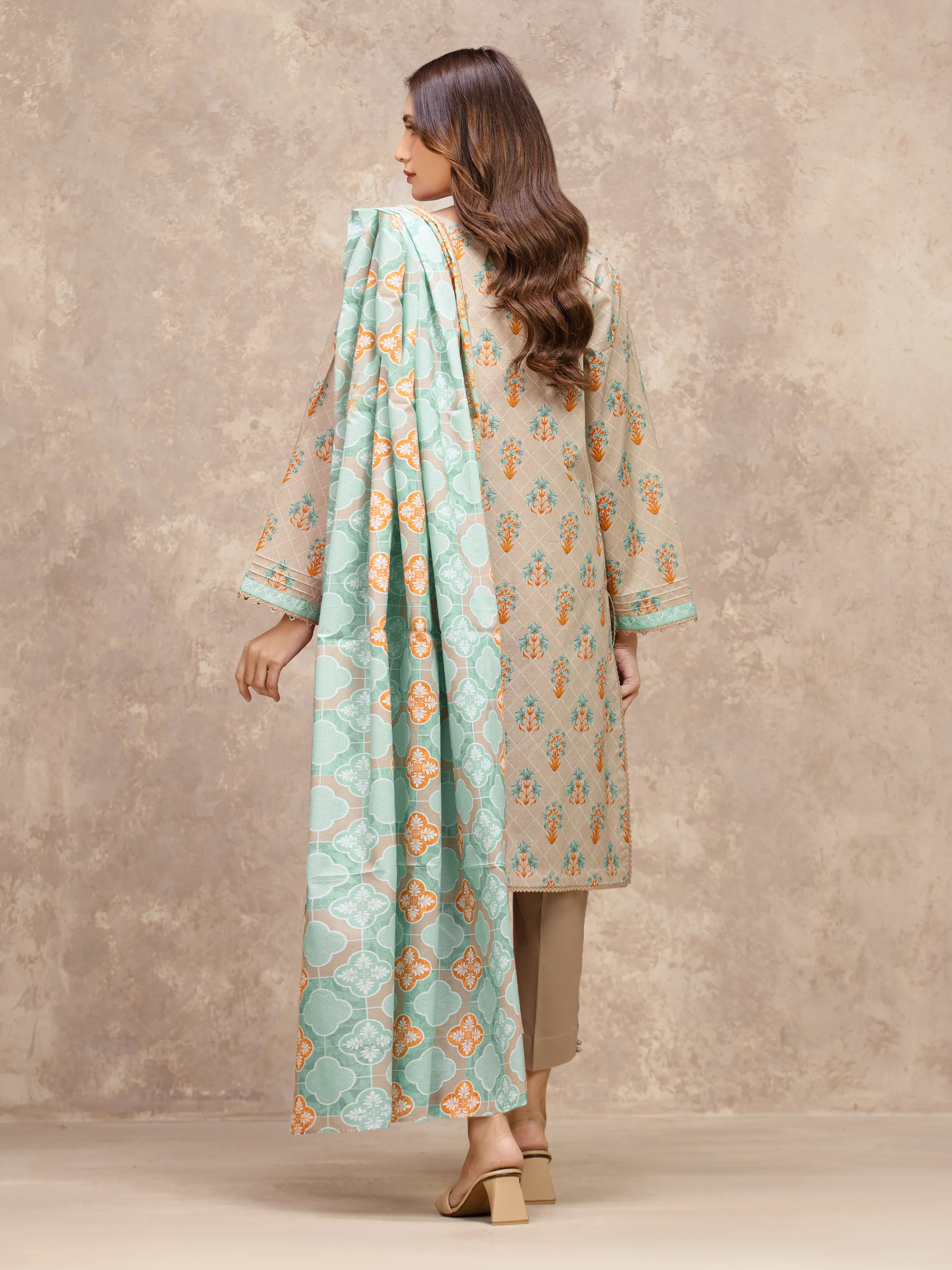 Unstitched Printed Lawn Suit - EWU6A1-36548-3P - Image 5