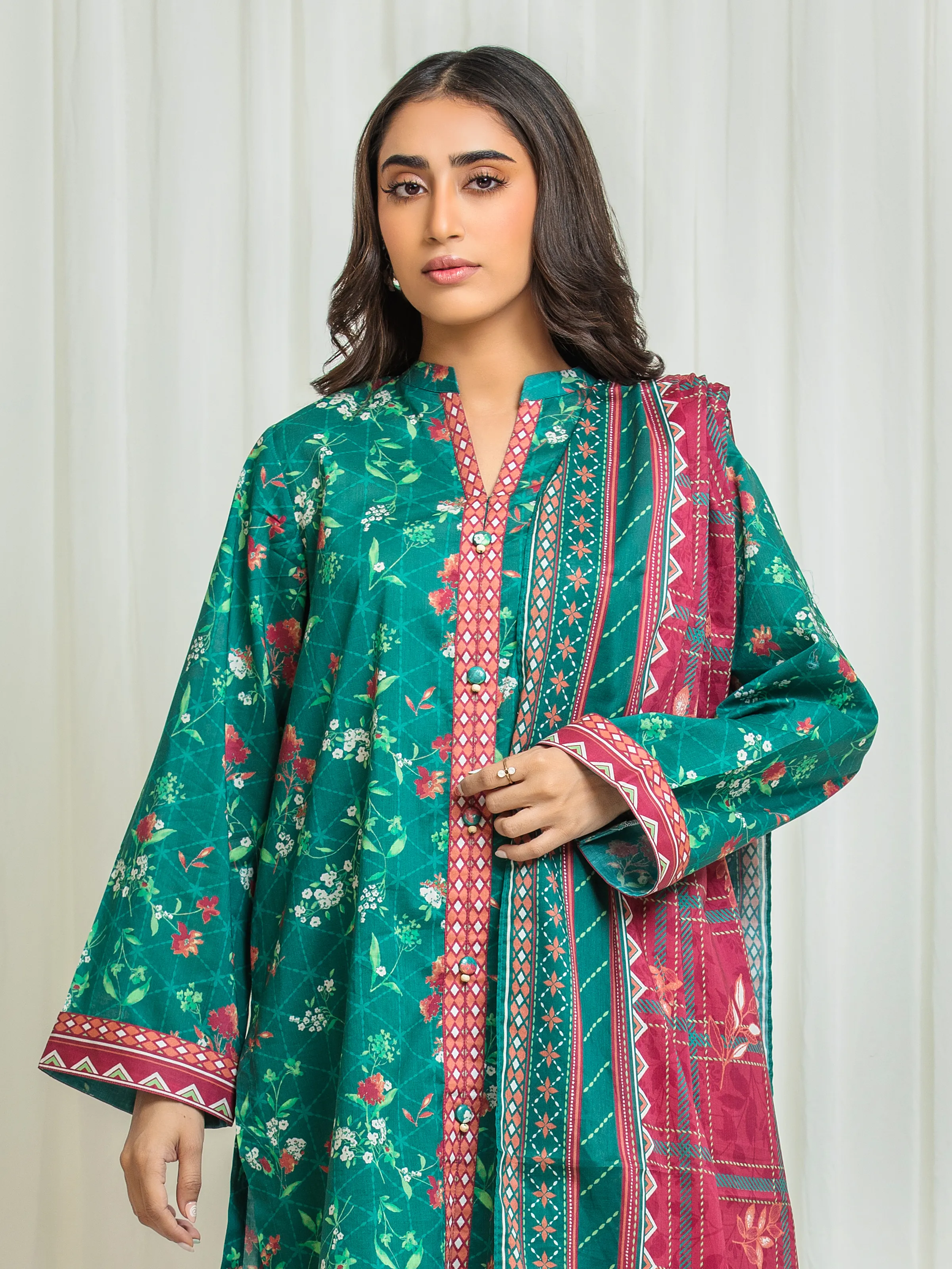 Unstitched Printed Lawn Suit - EWU6A1-36553-3P - Image 2