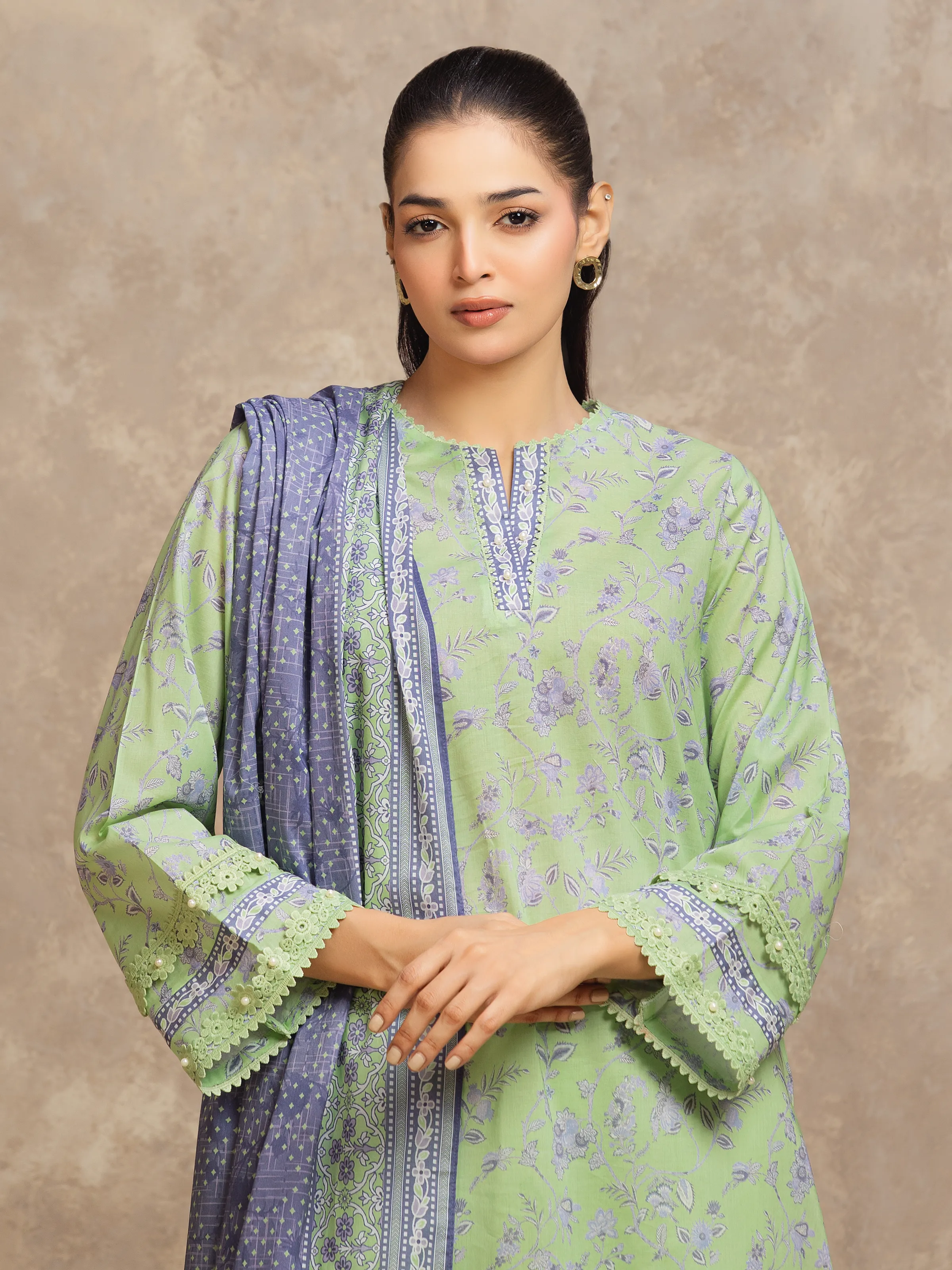 Unstitched Printed Lawn Suit - EWU6A1-36556-3P - Image 2