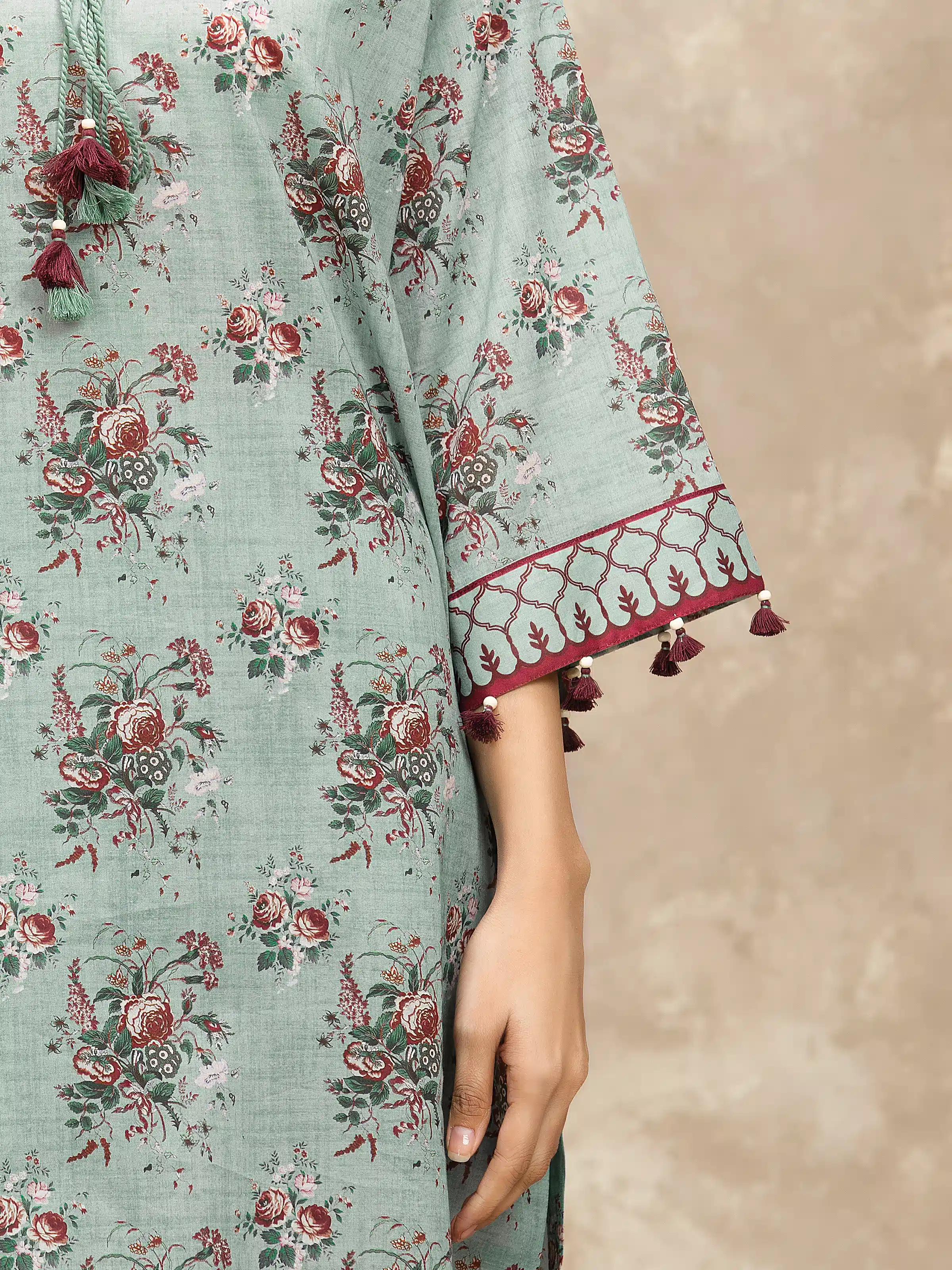 Unstitched Printed Lawn Suit - EWU6A1-36559-3P - Image 4