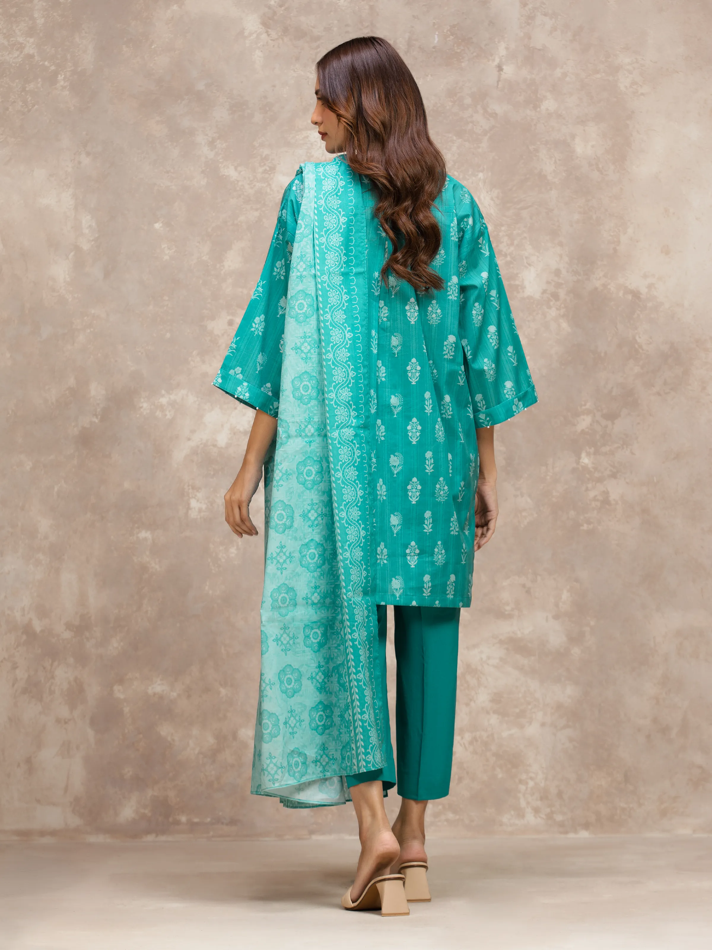 Unstitched Printed Lawn Suit - EWU6A1-36562-3P - Image 6
