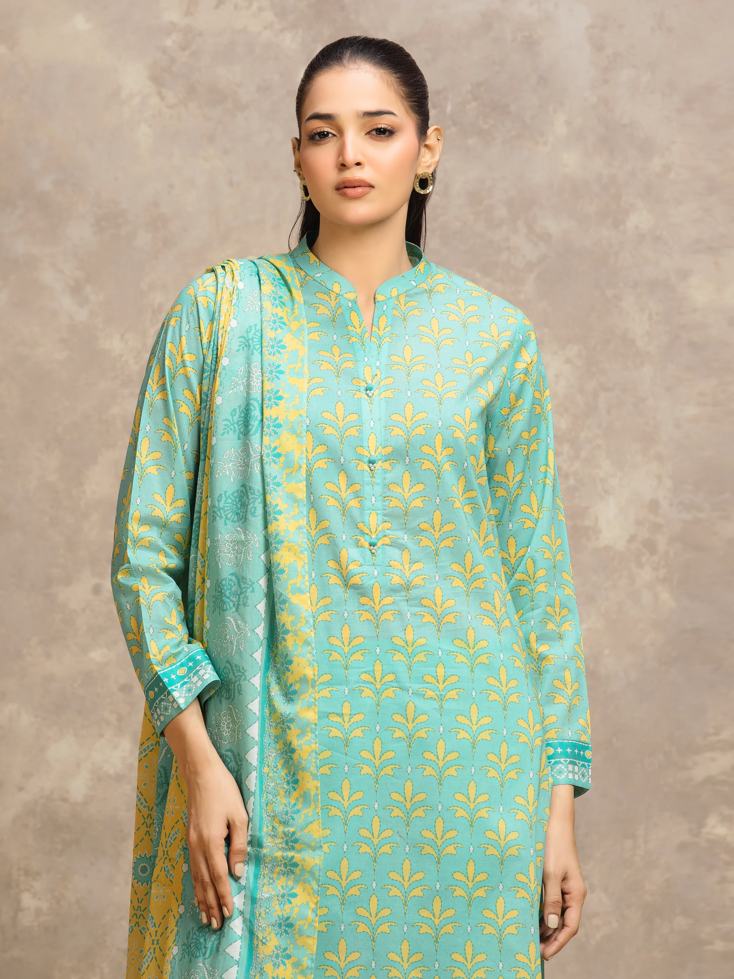 Unstitched Printed Lawn Suit - EWU6A1-36565-3P - Image 2