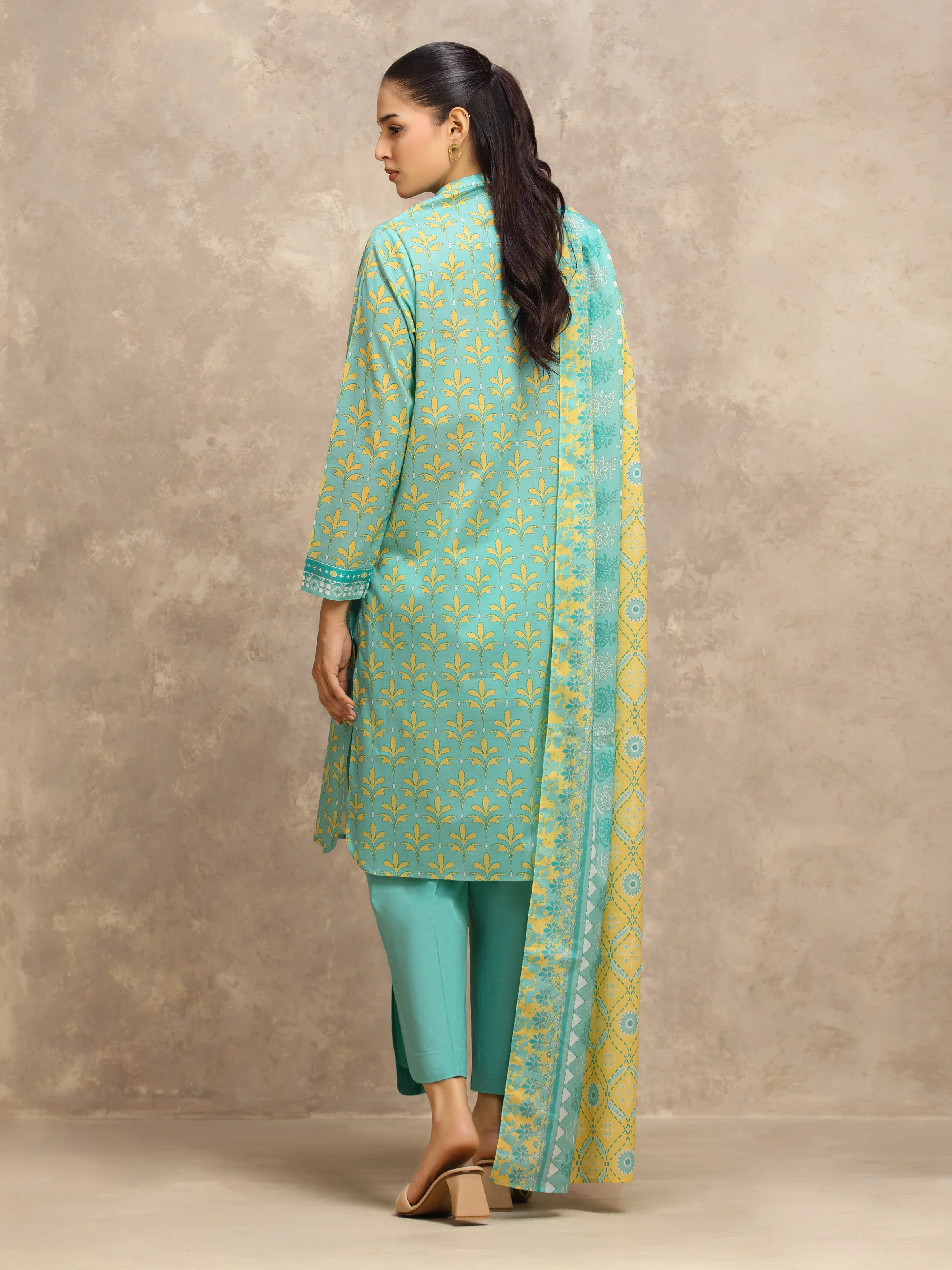 Unstitched Printed Lawn Suit - EWU6A1-36565-3P - Image 6