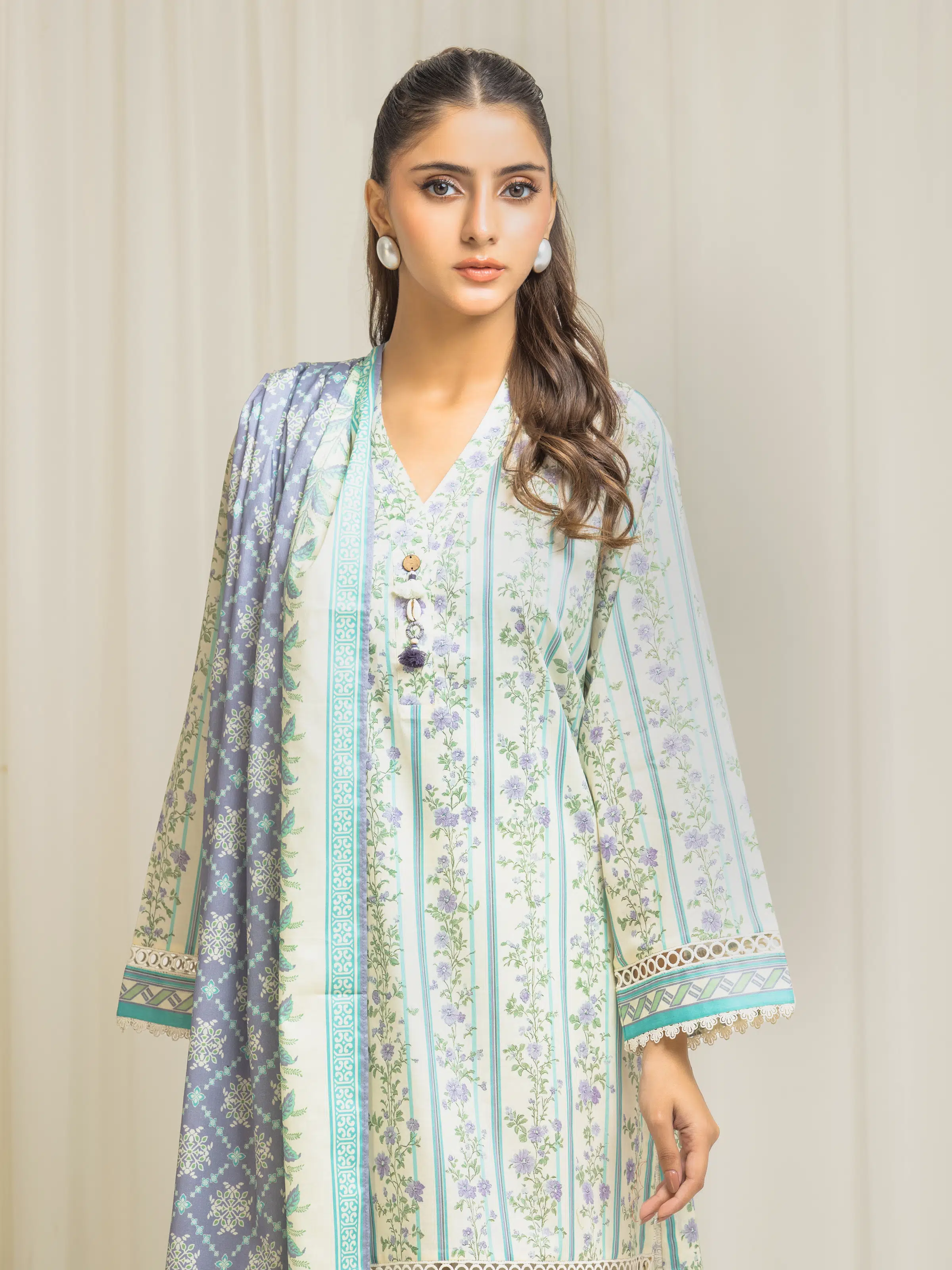 Unstitched Printed Lawn Suit - EWU6A1-36568-3P - Image 2
