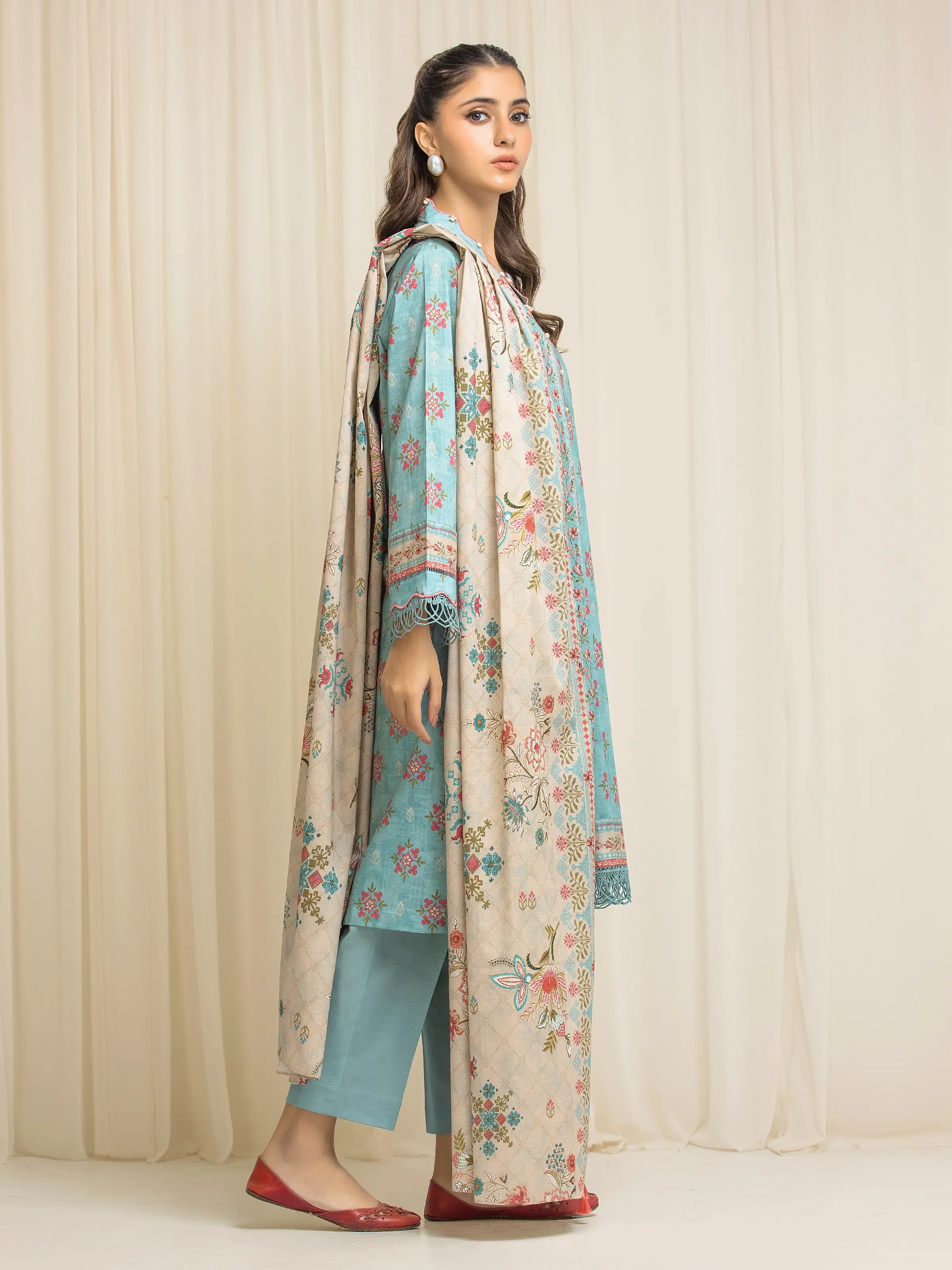 Unstitched Printed Lawn Suit - EWU6A1-36573-3P - Image 5