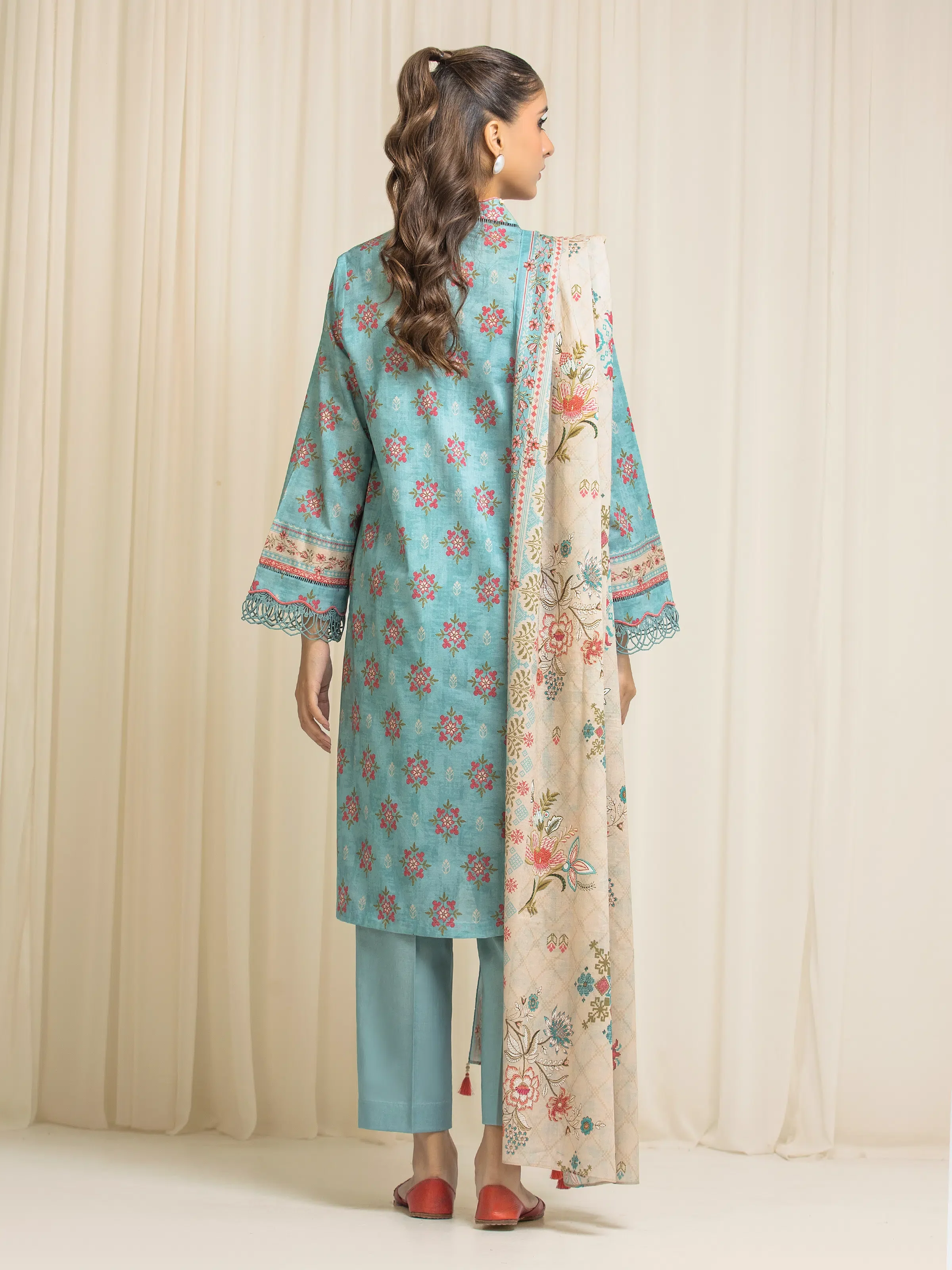 Unstitched Printed Lawn Suit - EWU6A1-36573-3P - Image 6