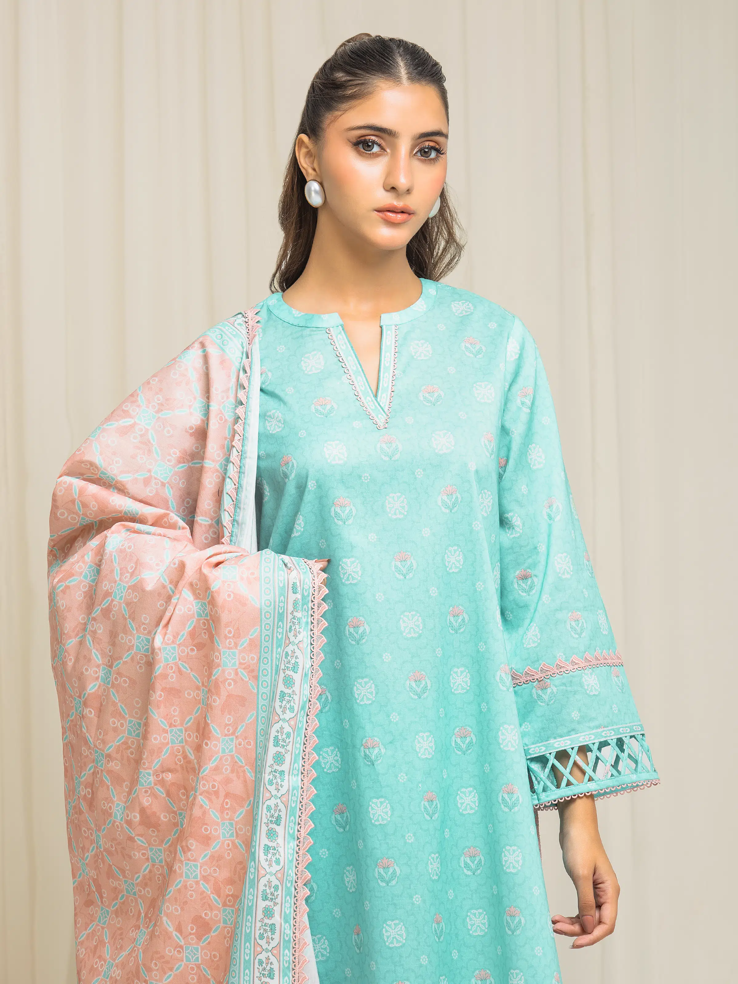 Unstitched Printed Lawn Suit - EWU6A1-36577-3P - Image 2
