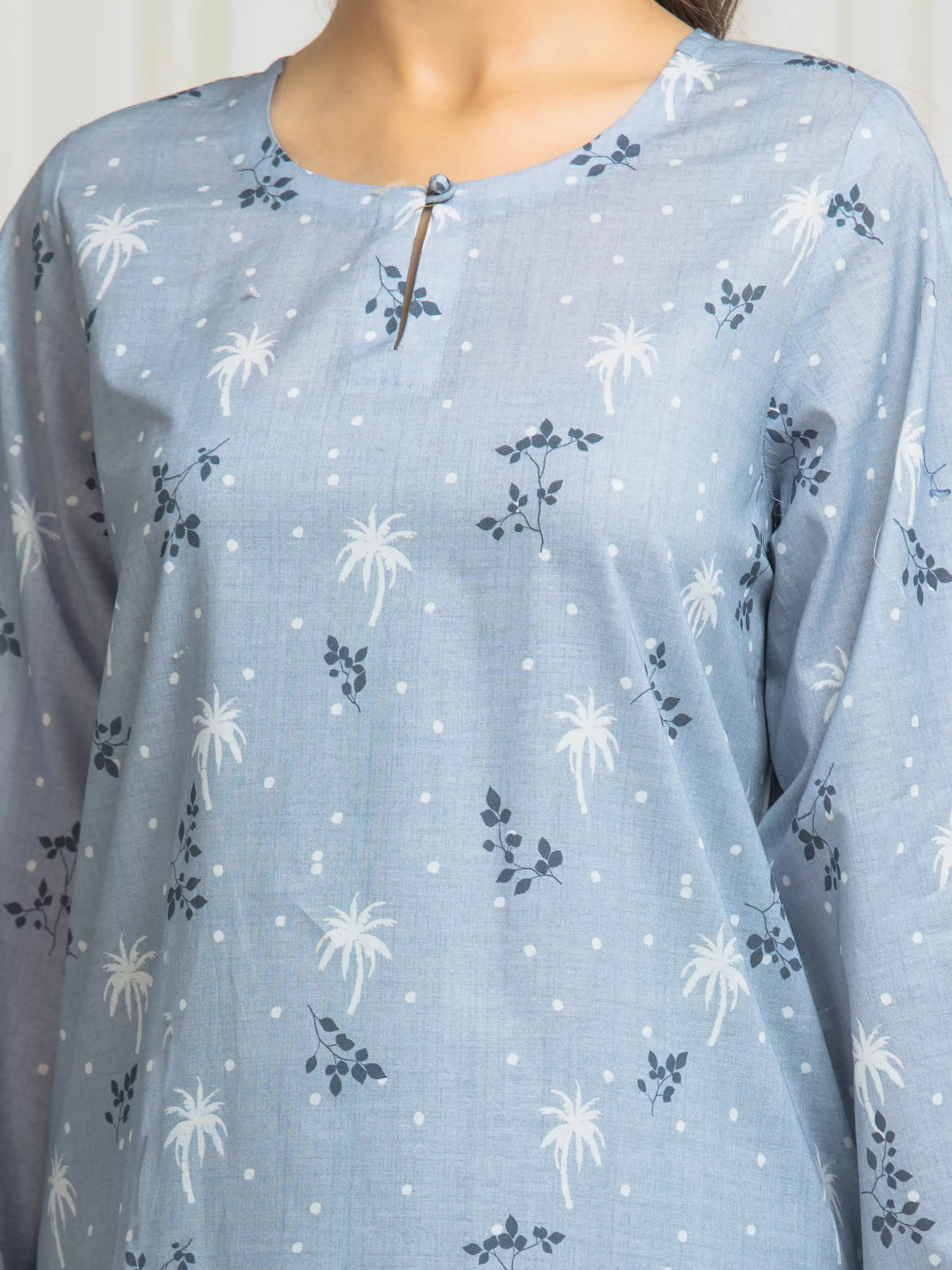 Unstitched Printed Lawn Suit - EWU6A1-36579-3P - Image 4