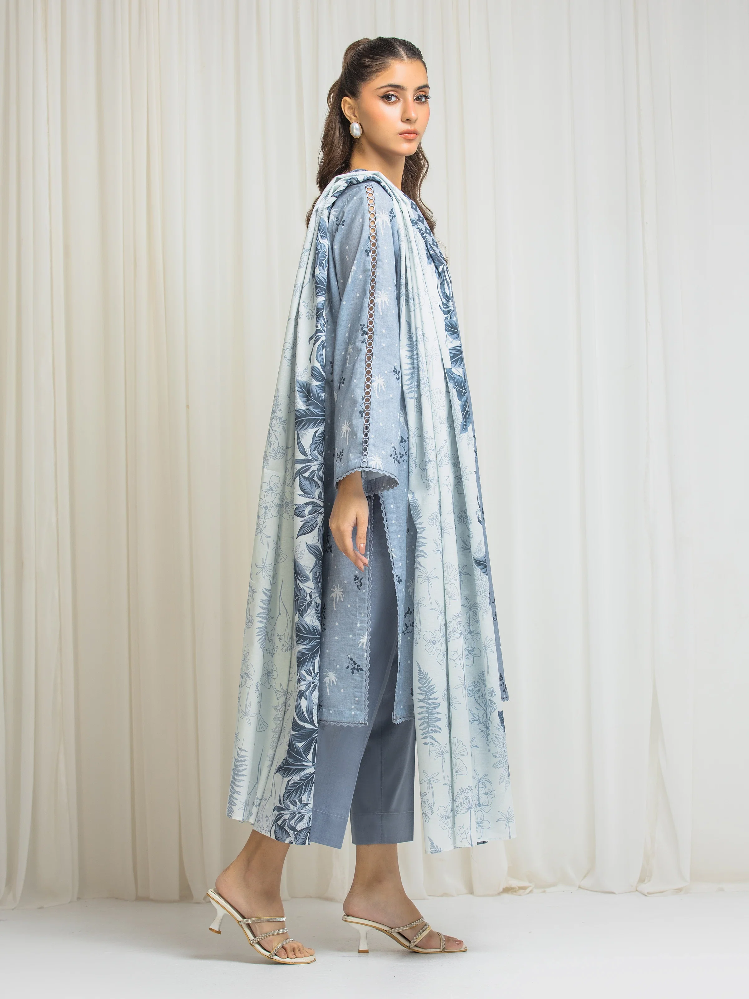 Unstitched Printed Lawn Suit - EWU6A1-36579-3P - Image 5
