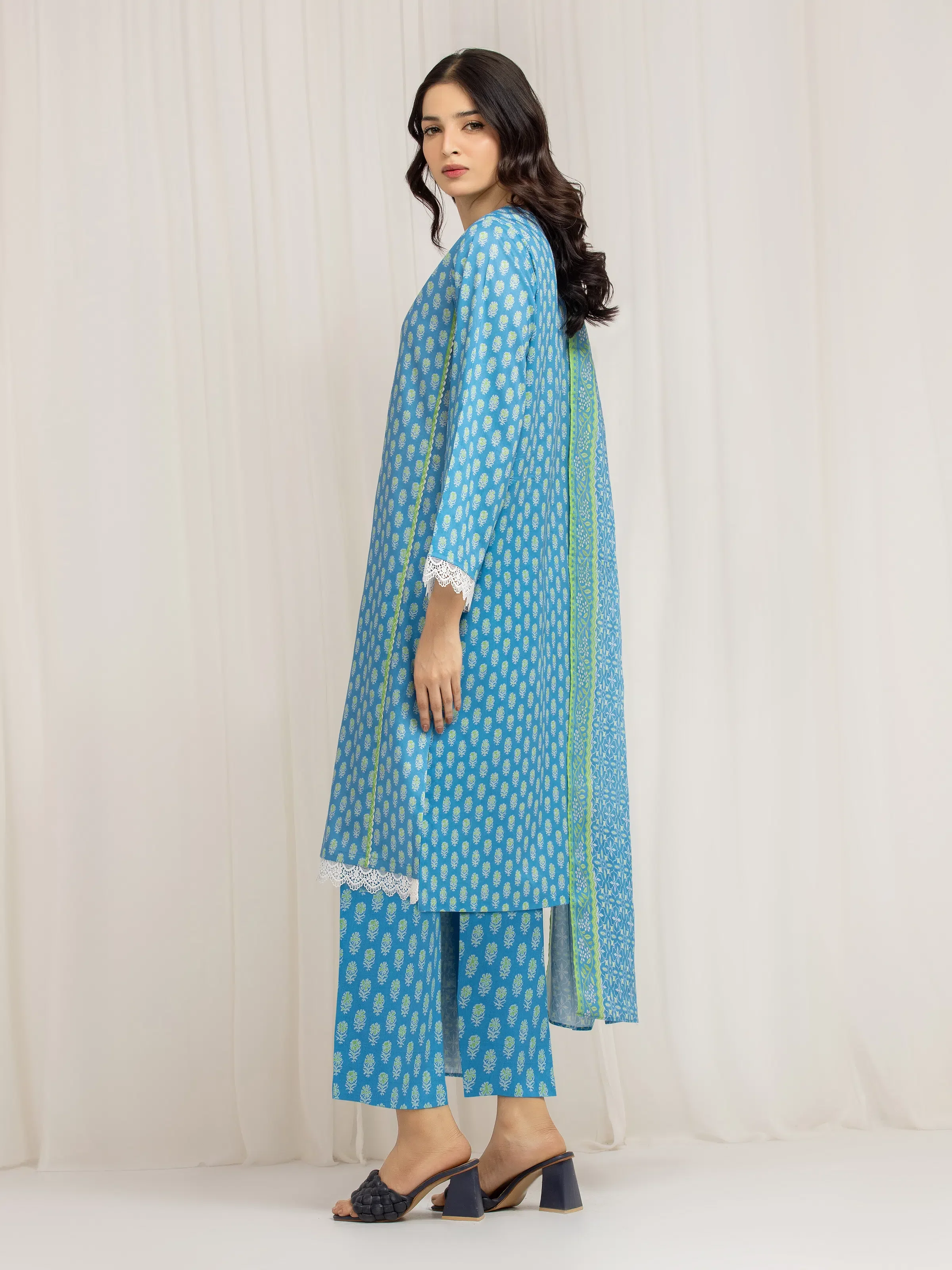 Unstitched Printed Lawn Suit - EWU6A1-36592-3P - Image 5