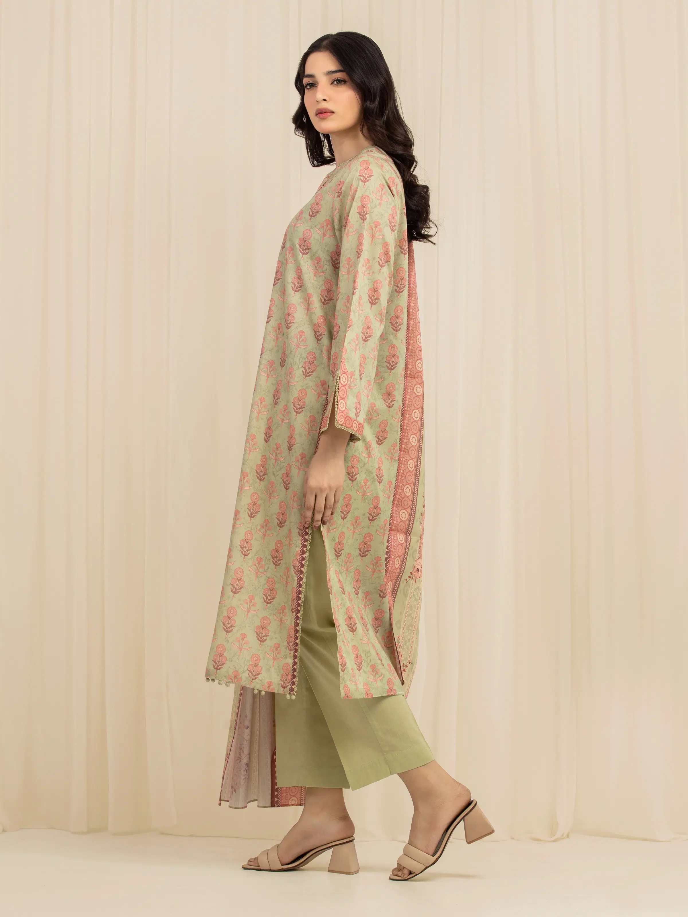 Unstitched Printed Lawn Suit - EWU6A1-36595-3P - Image 5