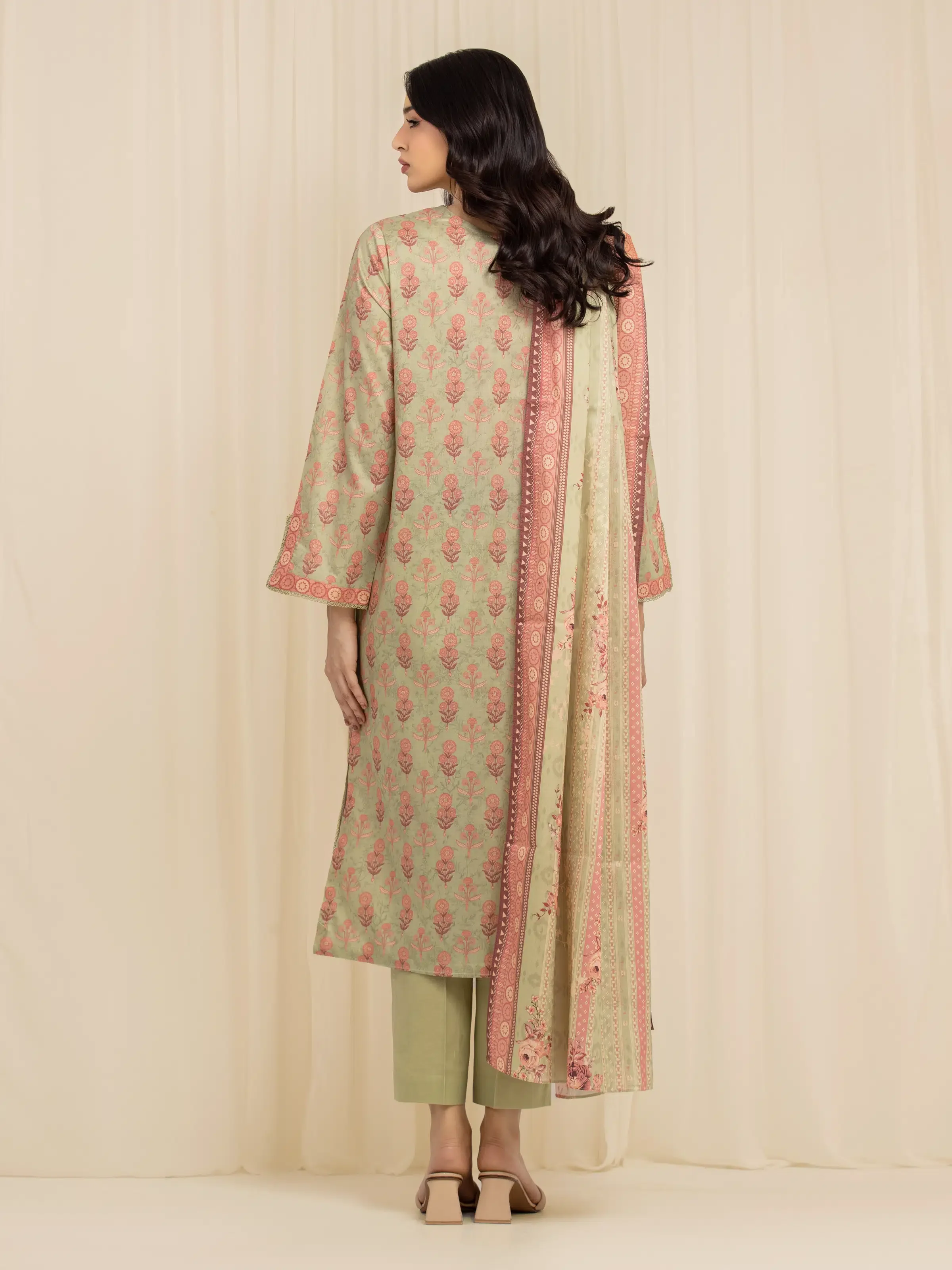 Unstitched Printed Lawn Suit - EWU6A1-36595-3P - Image 6