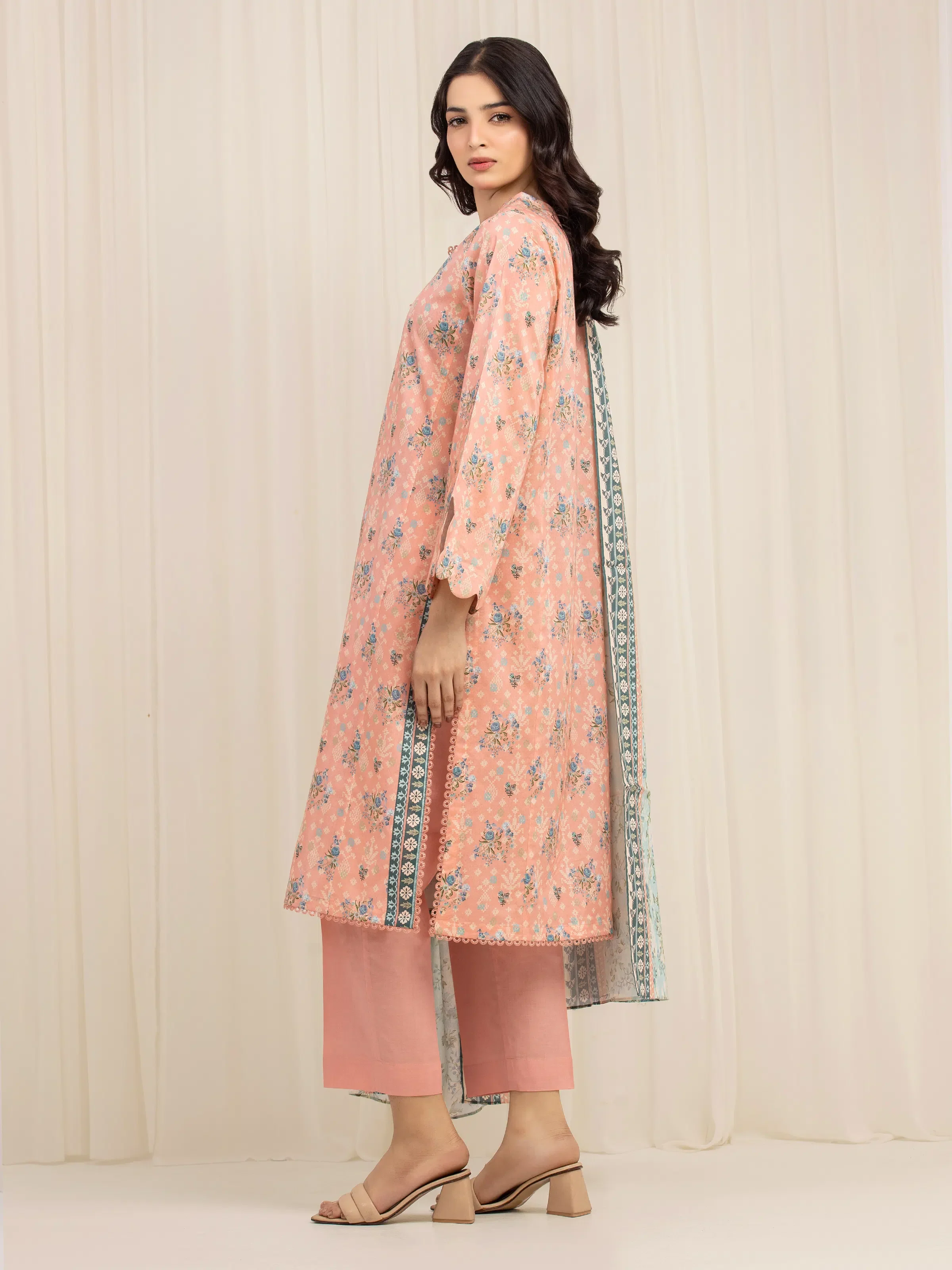 Unstitched Printed Lawn Suit - EWU6A1-36596-3P - Image 5