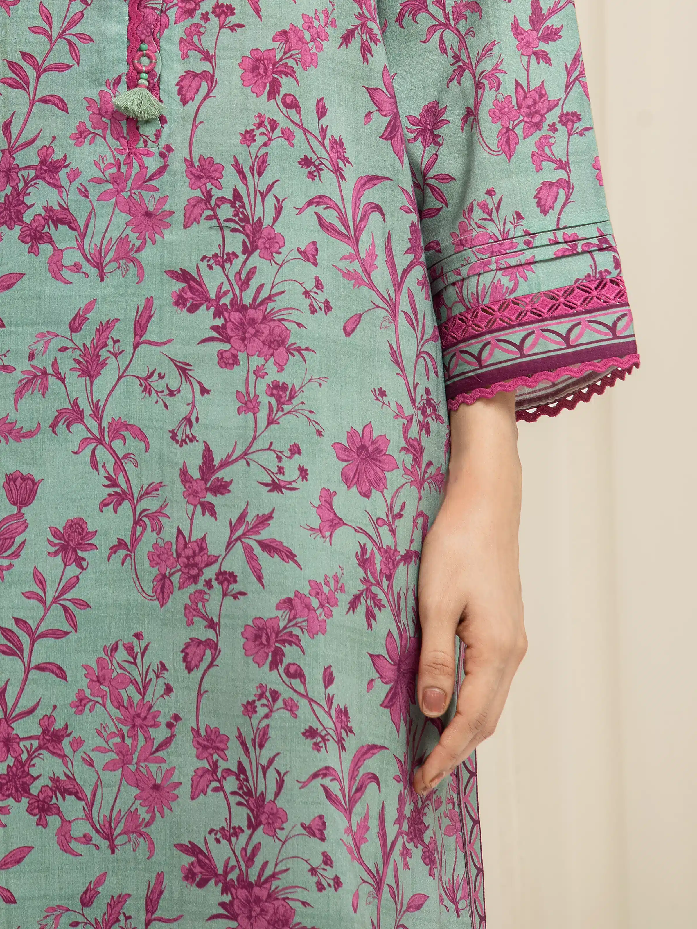 Unstitched Printed Lawn Suit - EWU6A1-36597-3P - Image 4
