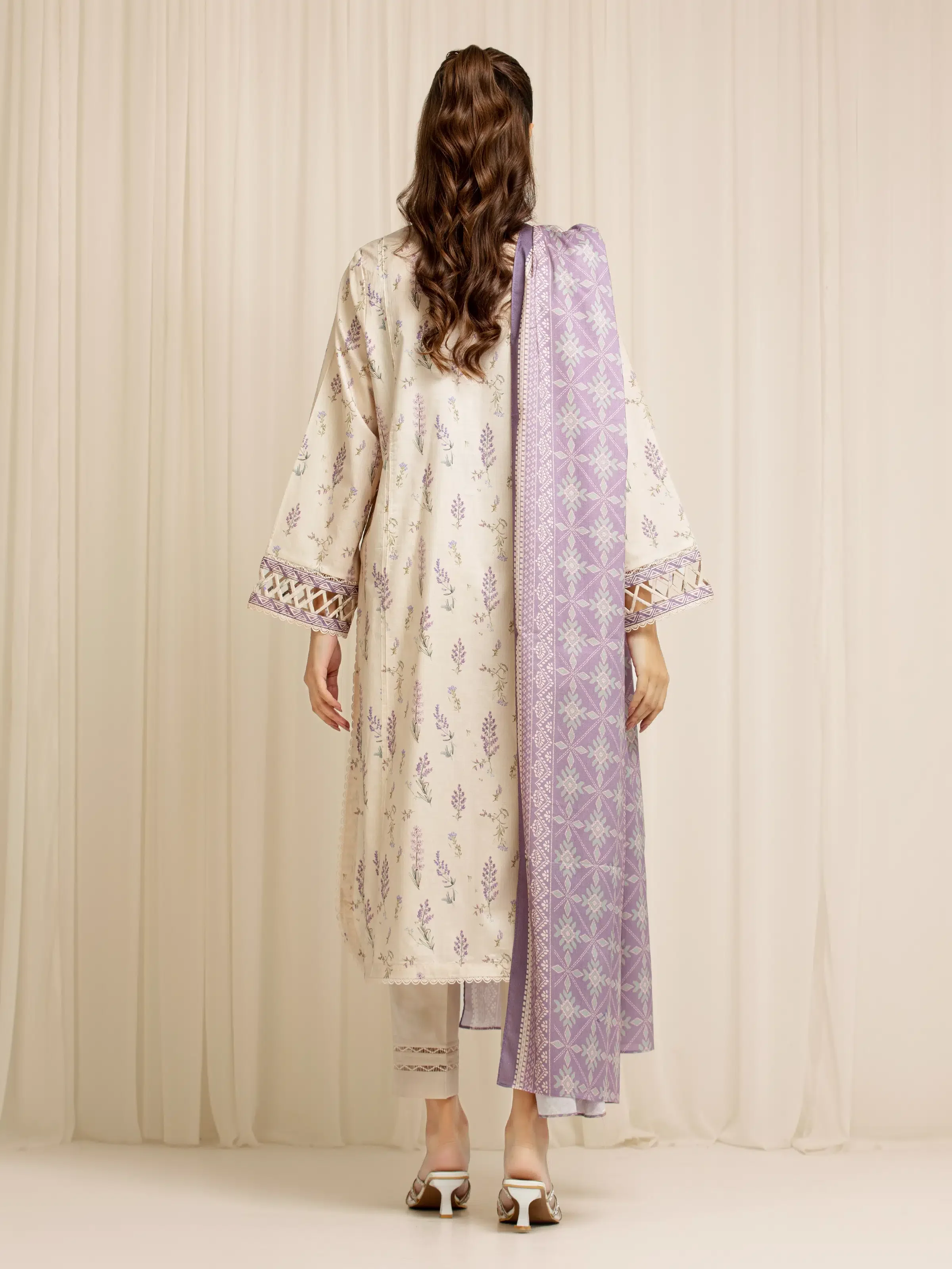 Unstitched Printed Lawn Suit - EWU6A1-36598-3P - Image 6