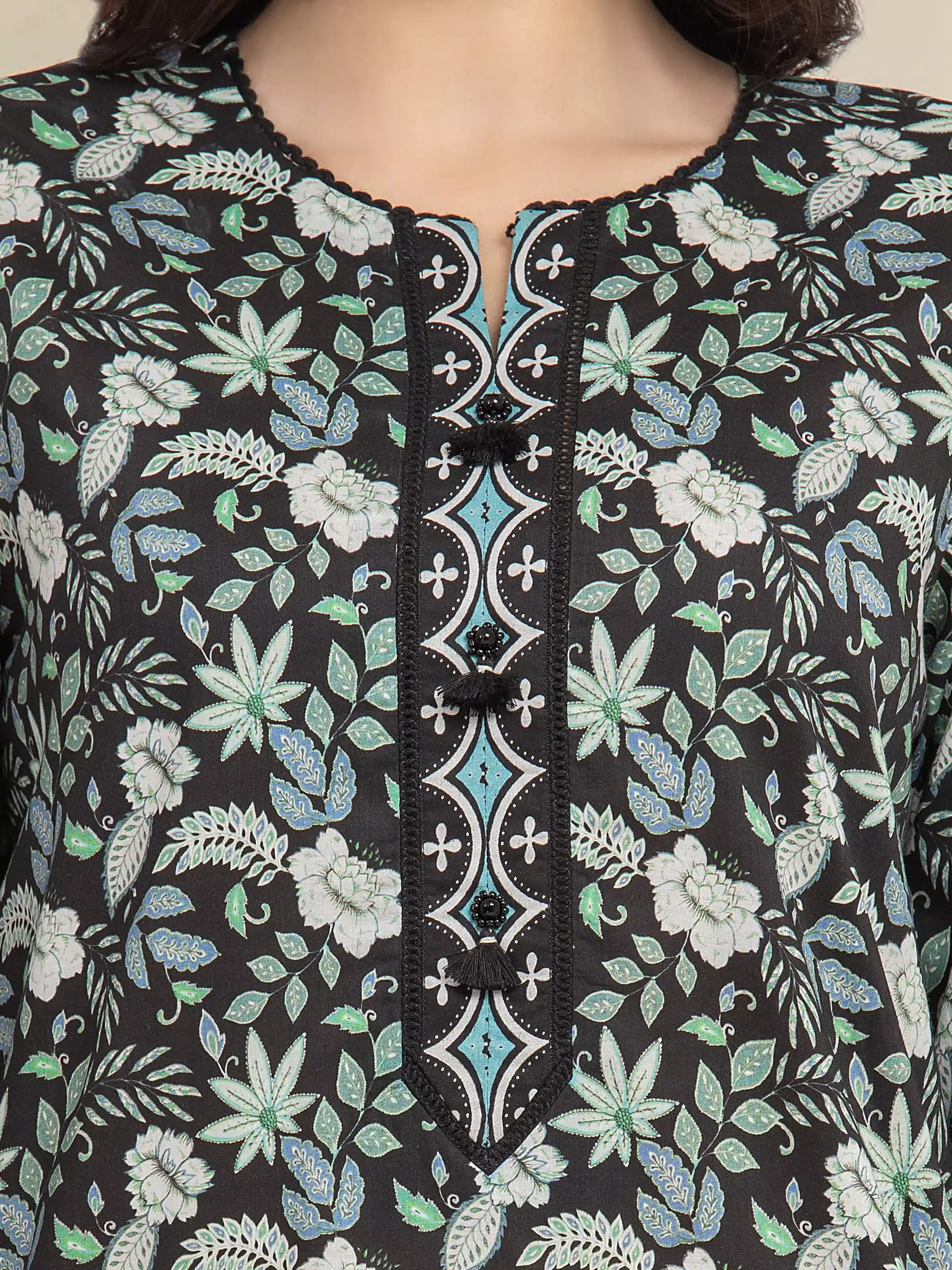 Unstitched Printed Lawn Suit - EWU6A1-36602-3P - Image 3