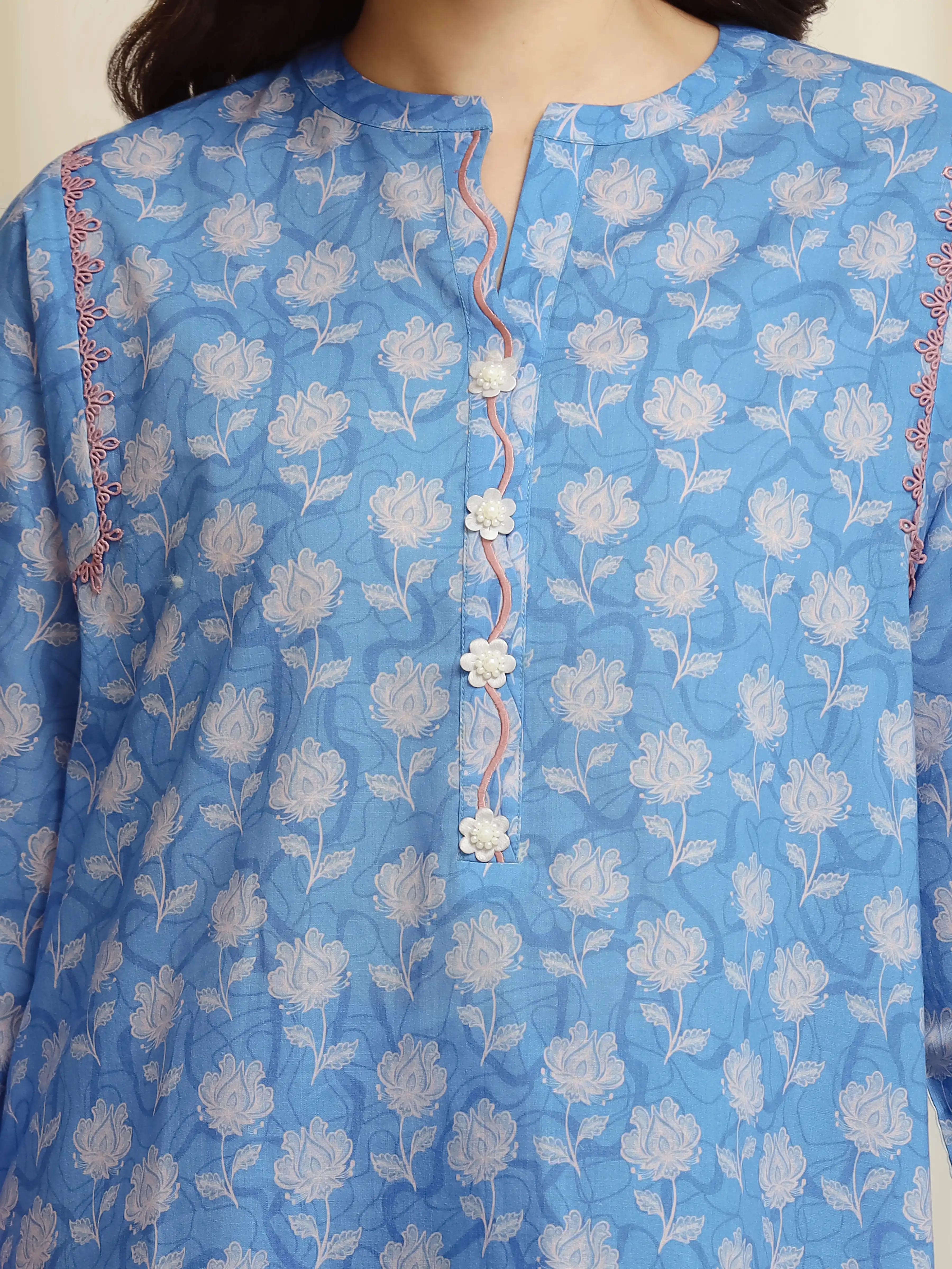 Unstitched Printed Lawn Suit - EWU6A1-36615-3P - Image 4