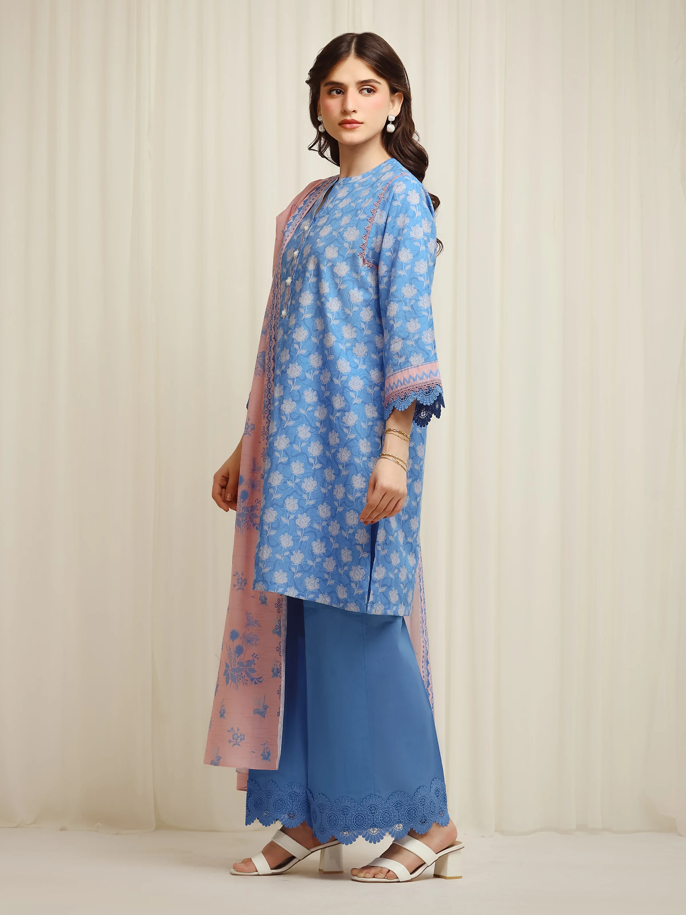 Unstitched Printed Lawn Suit - EWU6A1-36615-3P - Image 5