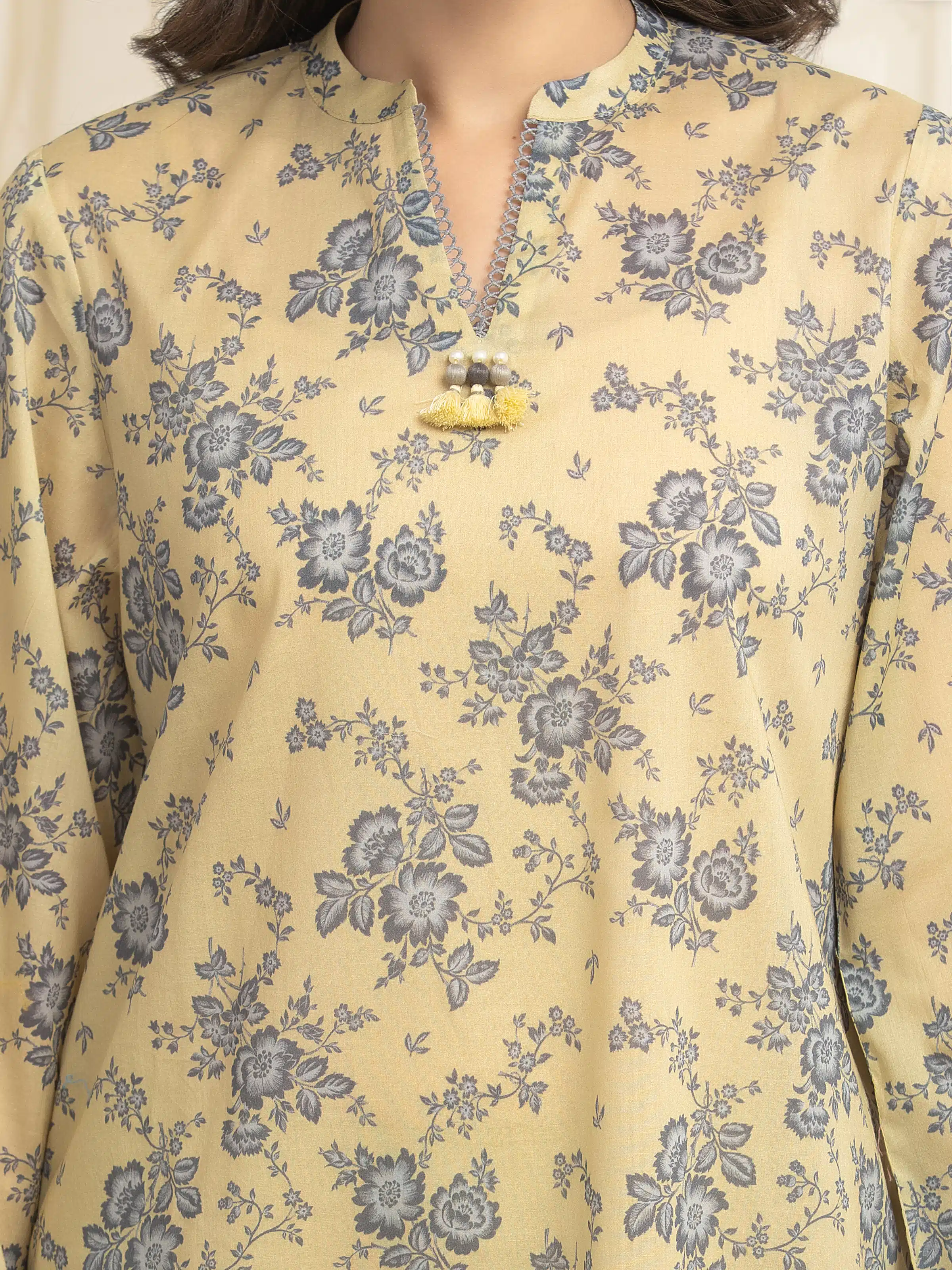 Unstitched Printed Lawn Suit - EWU6A1-36619-3P - Image 4
