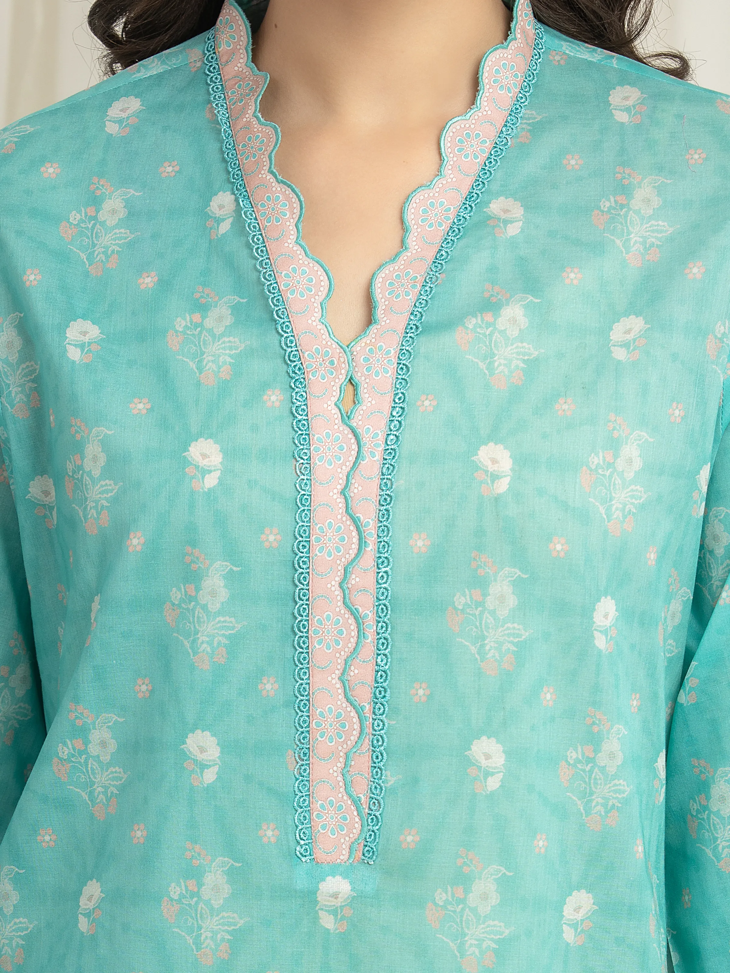 Unstitched Printed Lawn Suit - EWU6A1-36620-3P - Image 4