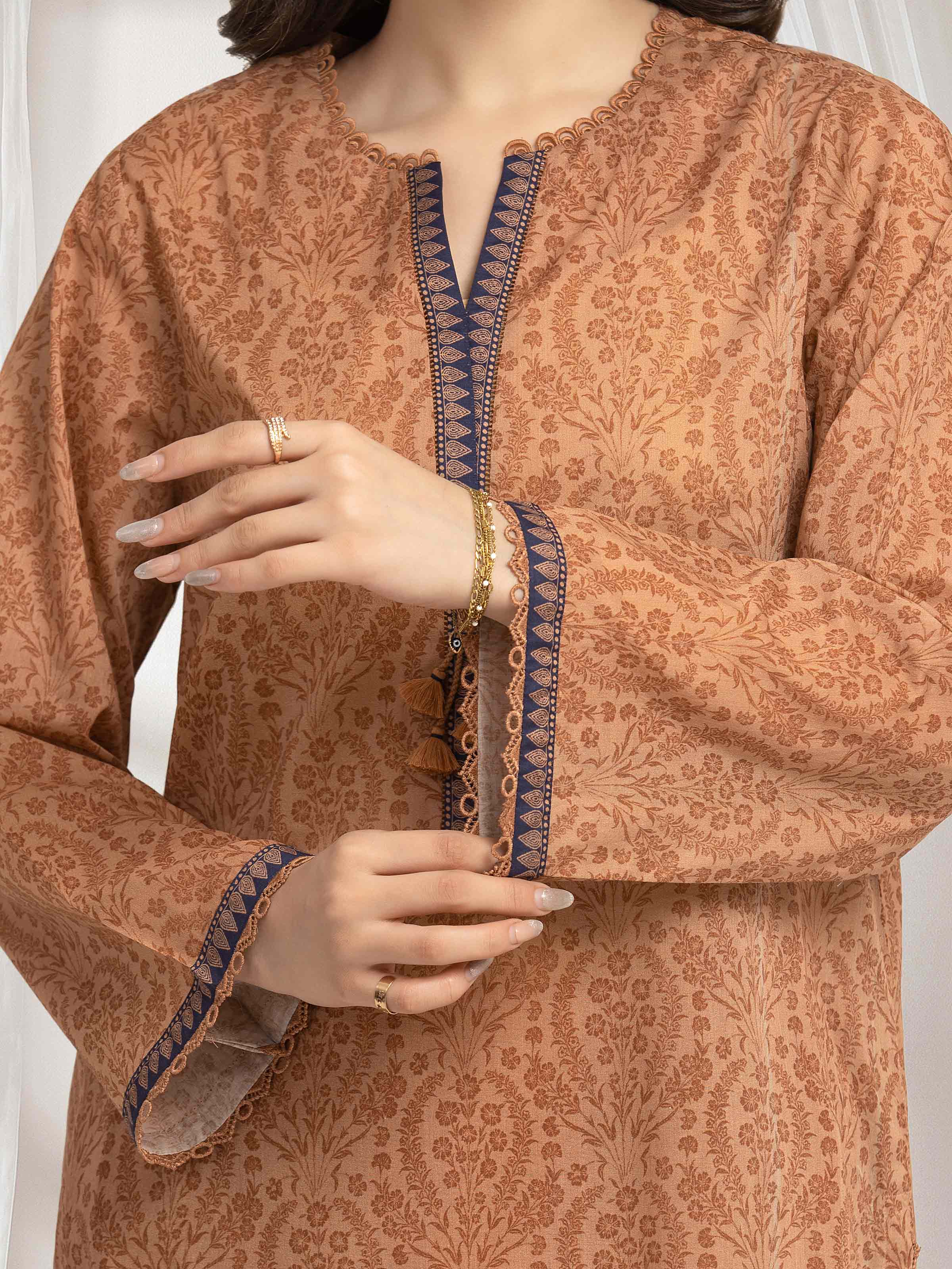 Unstitched Printed Lawn Suit - EWU6A1-36630-3P - Image 3