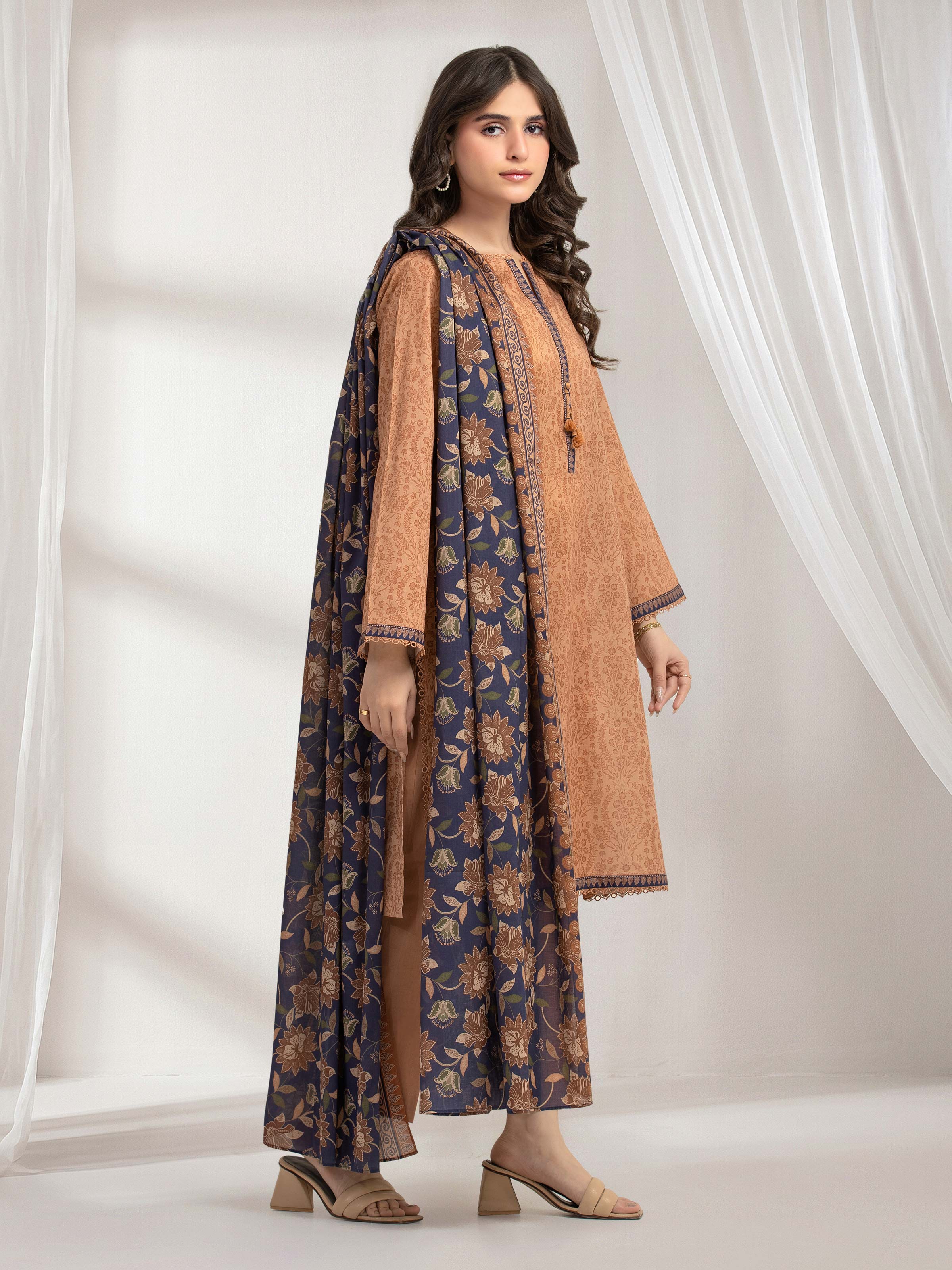 Unstitched Printed Lawn Suit - EWU6A1-36630-3P - Image 5