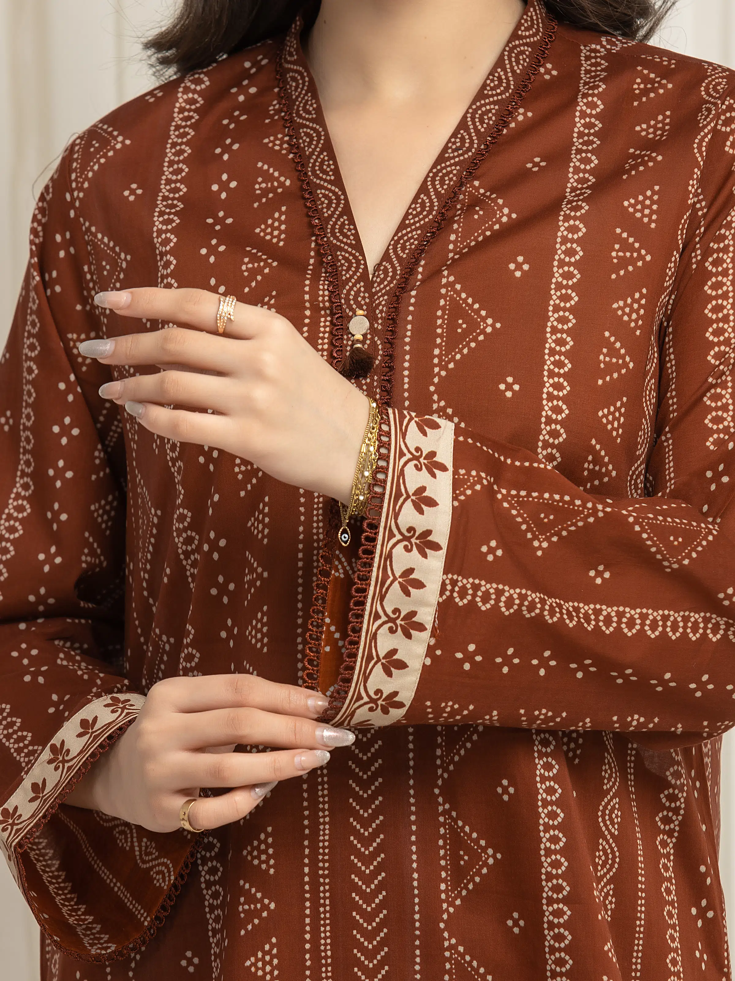 Unstitched Printed Lawn Suit - EWU6A1-36639-3P - Image 3