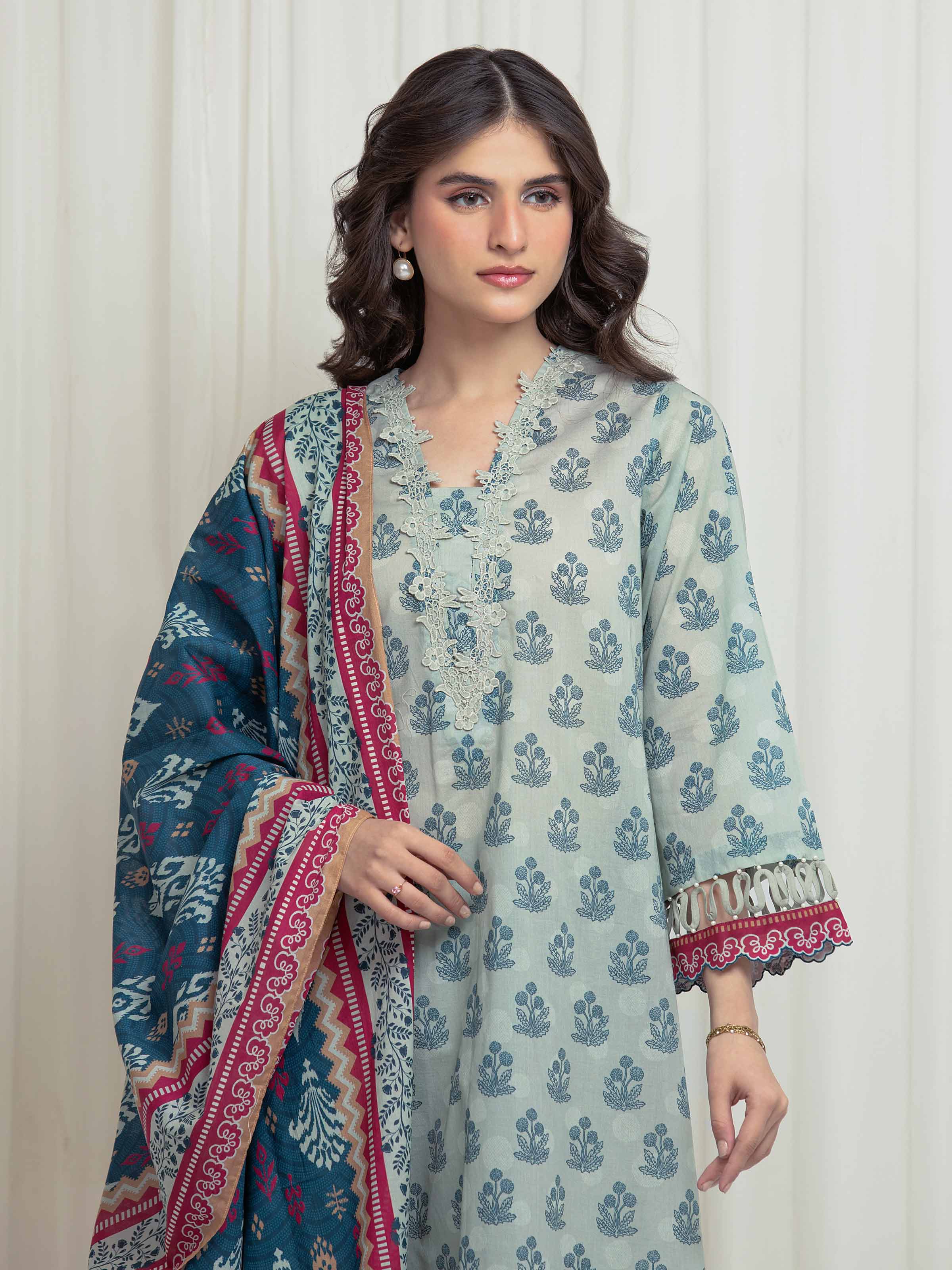 Unstitched Printed Lawn Suit - EWU6A1-36640-3P - Image 2
