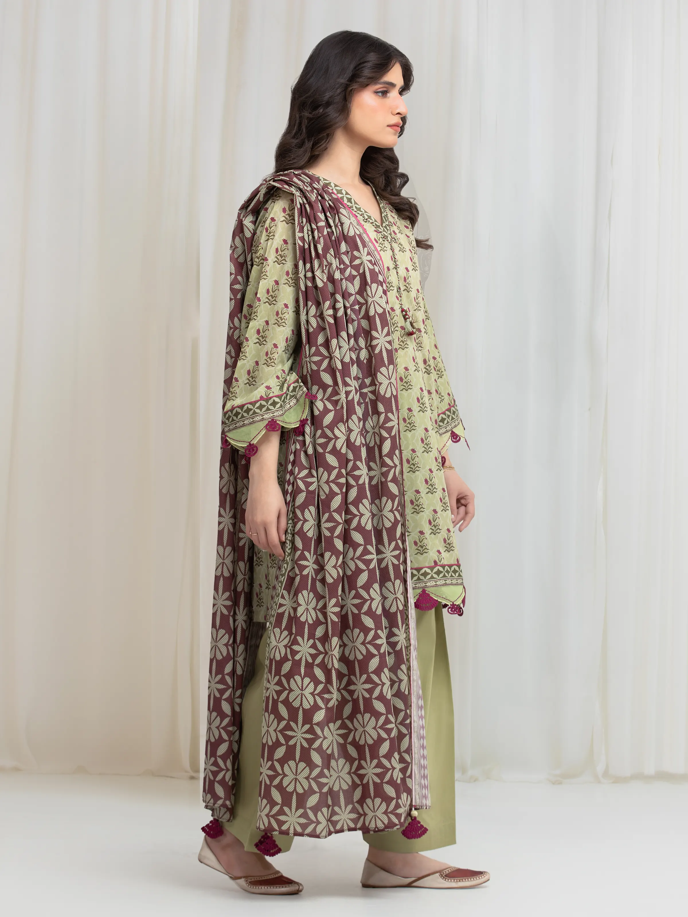 Unstitched Printed Lawn Suit - EWU6A1-36643-3P - Image 5