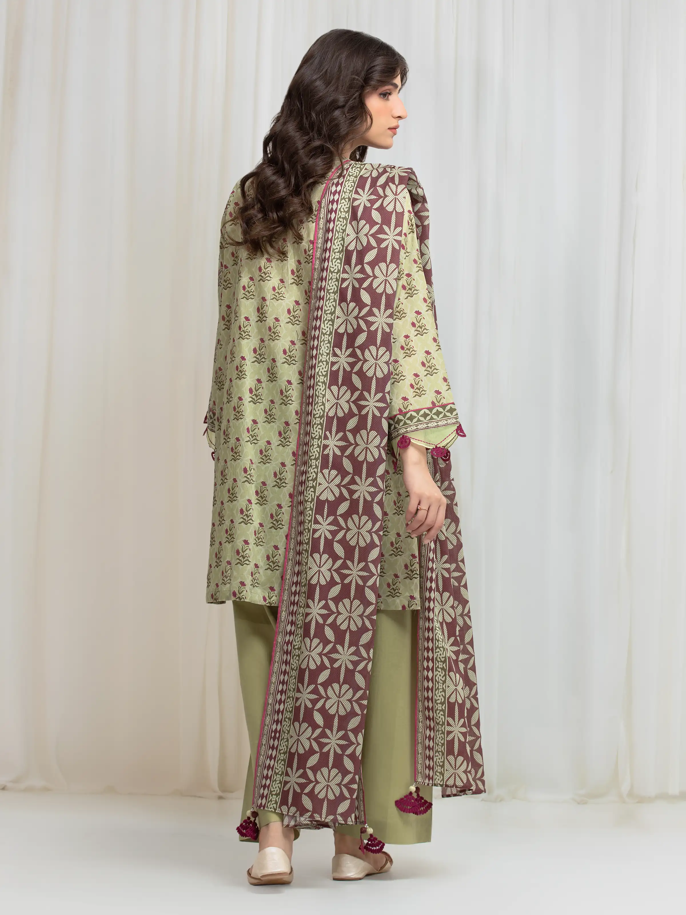 Unstitched Printed Lawn Suit - EWU6A1-36643-3P - Image 6