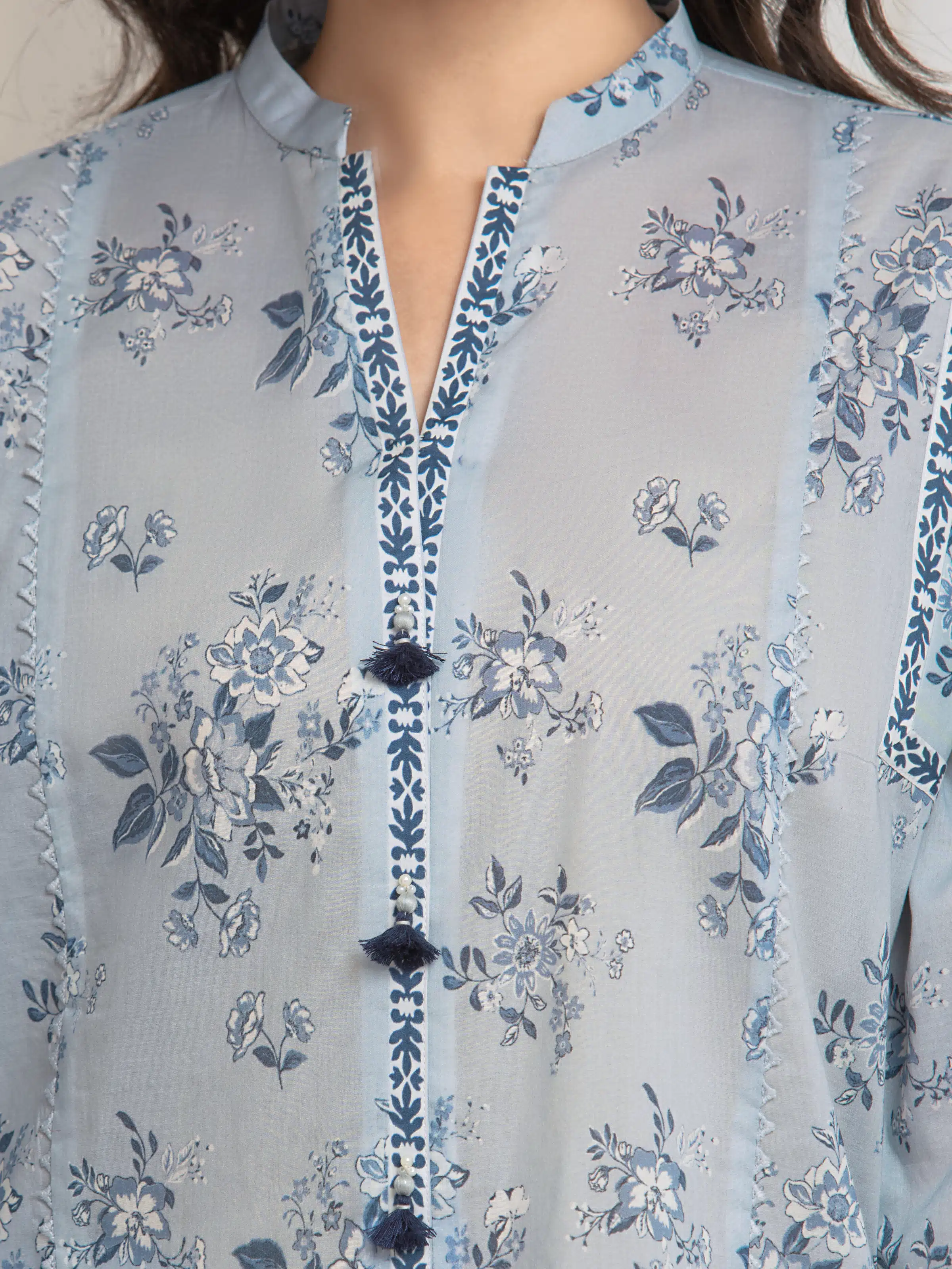 Unstitched Printed Lawn Suit - EWU6A1-36644-3P - Image 4