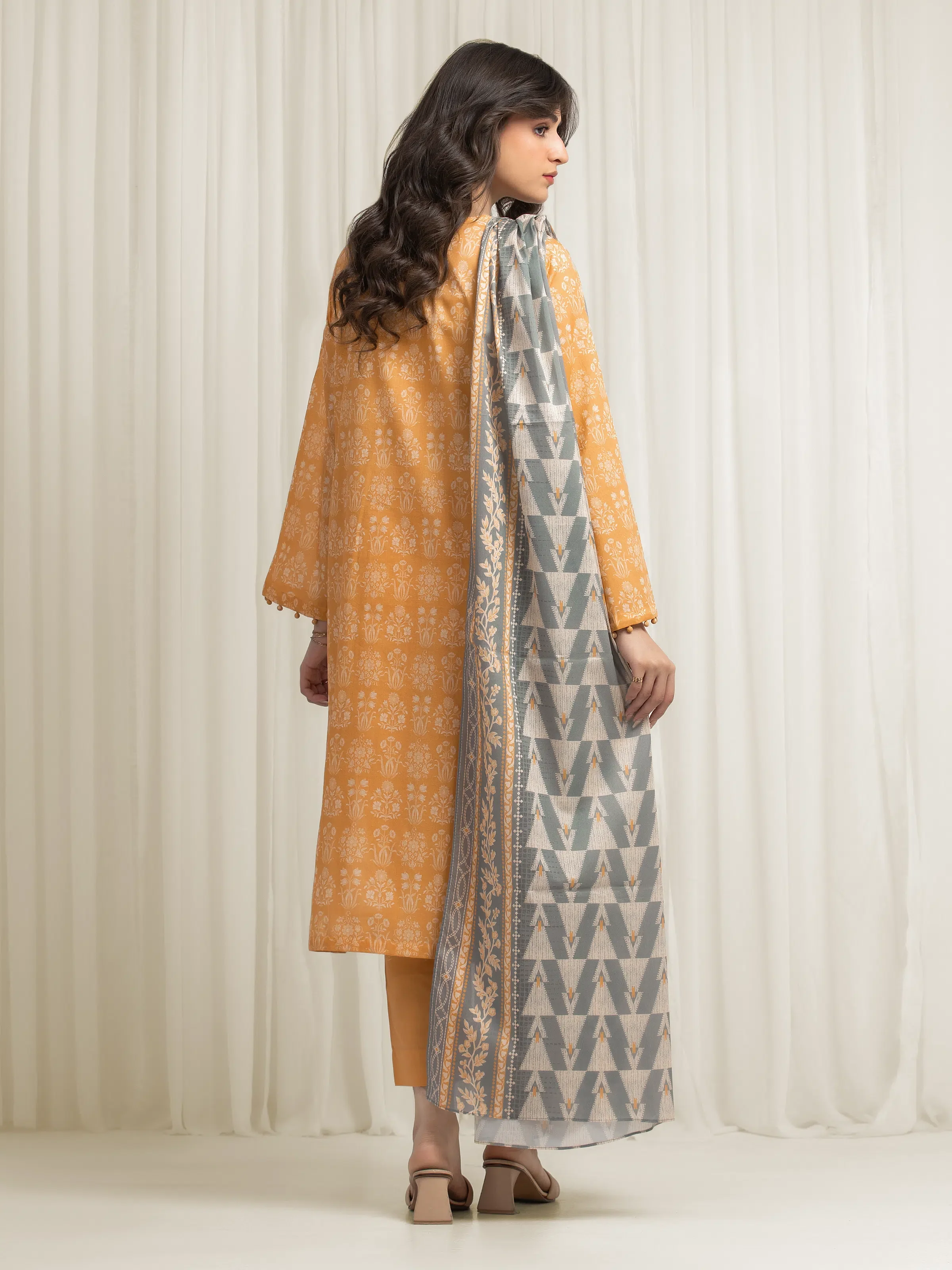 Unstitched Printed Lawn Suit - EWU6A1-36648-3P - Image 6
