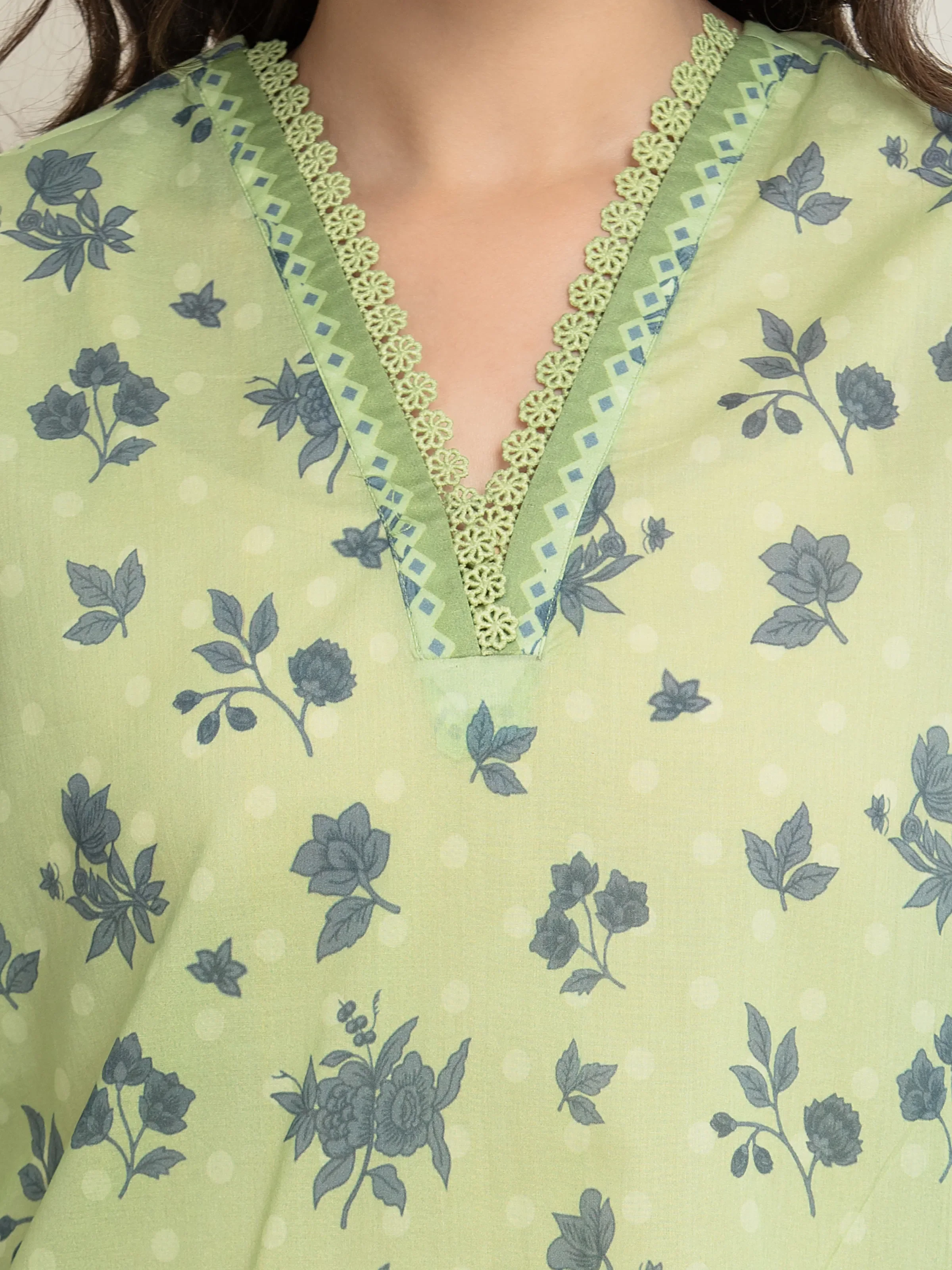 Unstitched Printed Lawn Suit - EWU6A1-36650-3P - Image 4