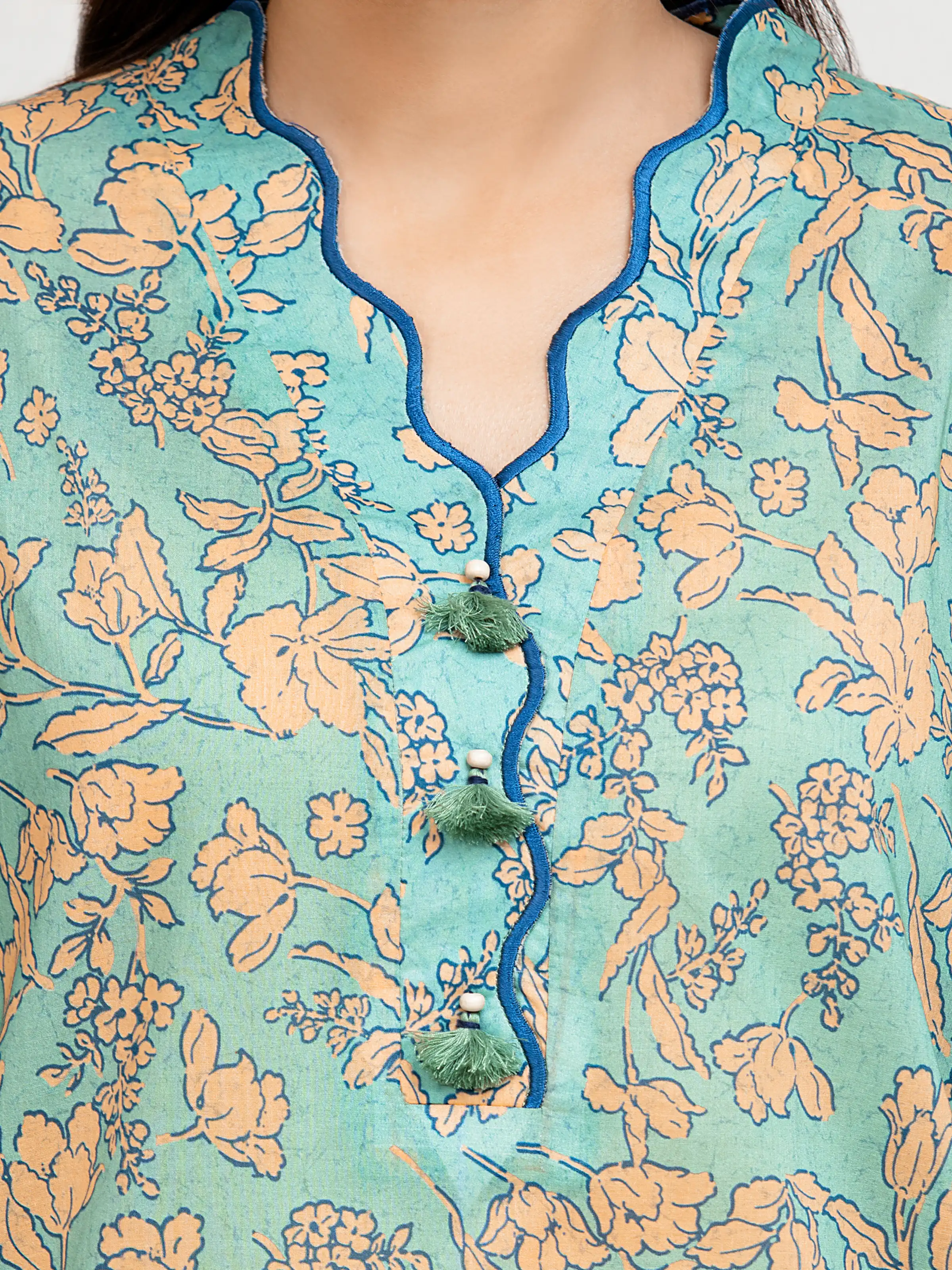 Unstitched Printed Lawn Suit - EWU6A1-36654-3P - Image 4