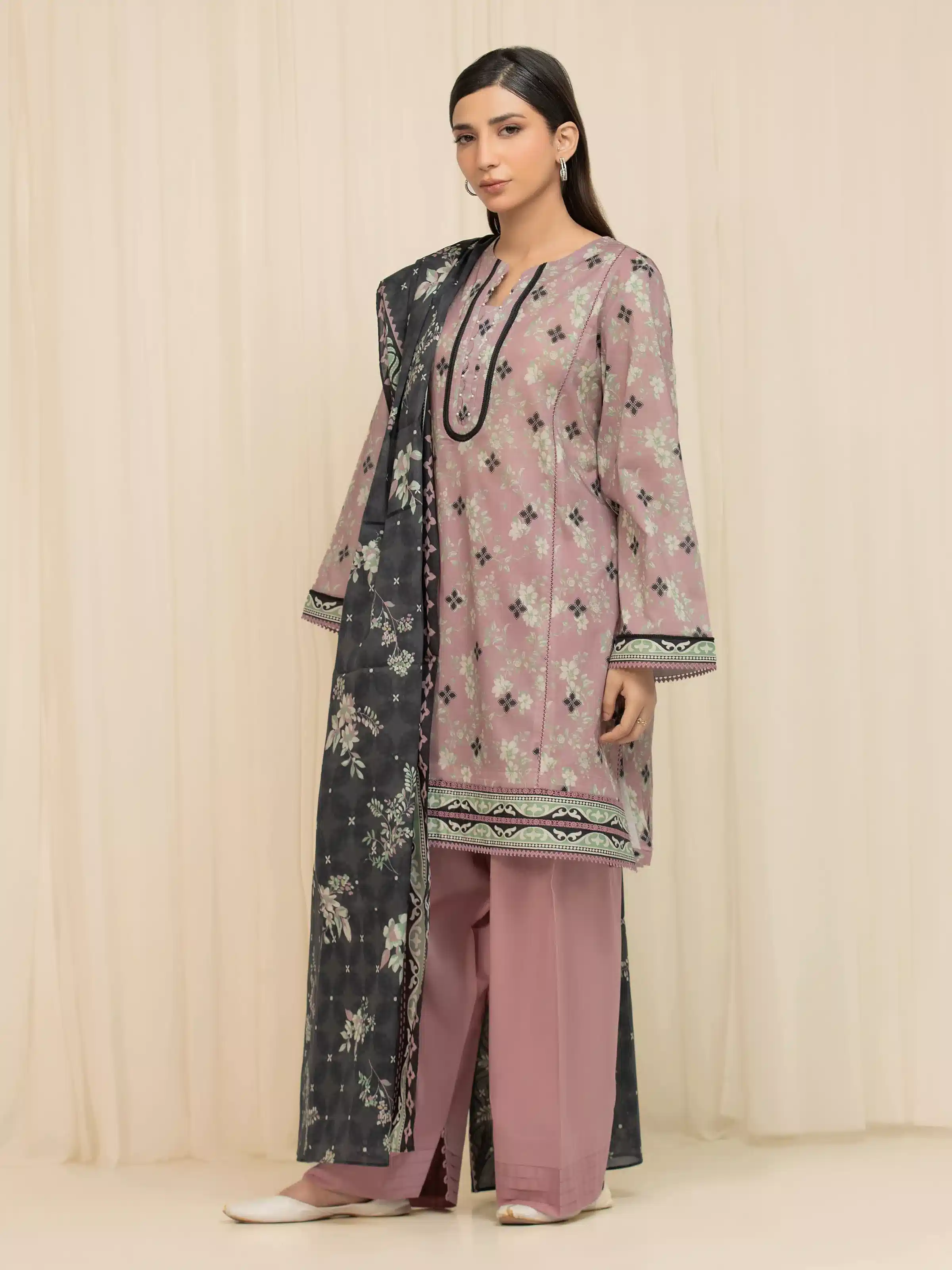 Unstitched Printed Lawn Suit - EWU6A1-36657-3P - Image 5