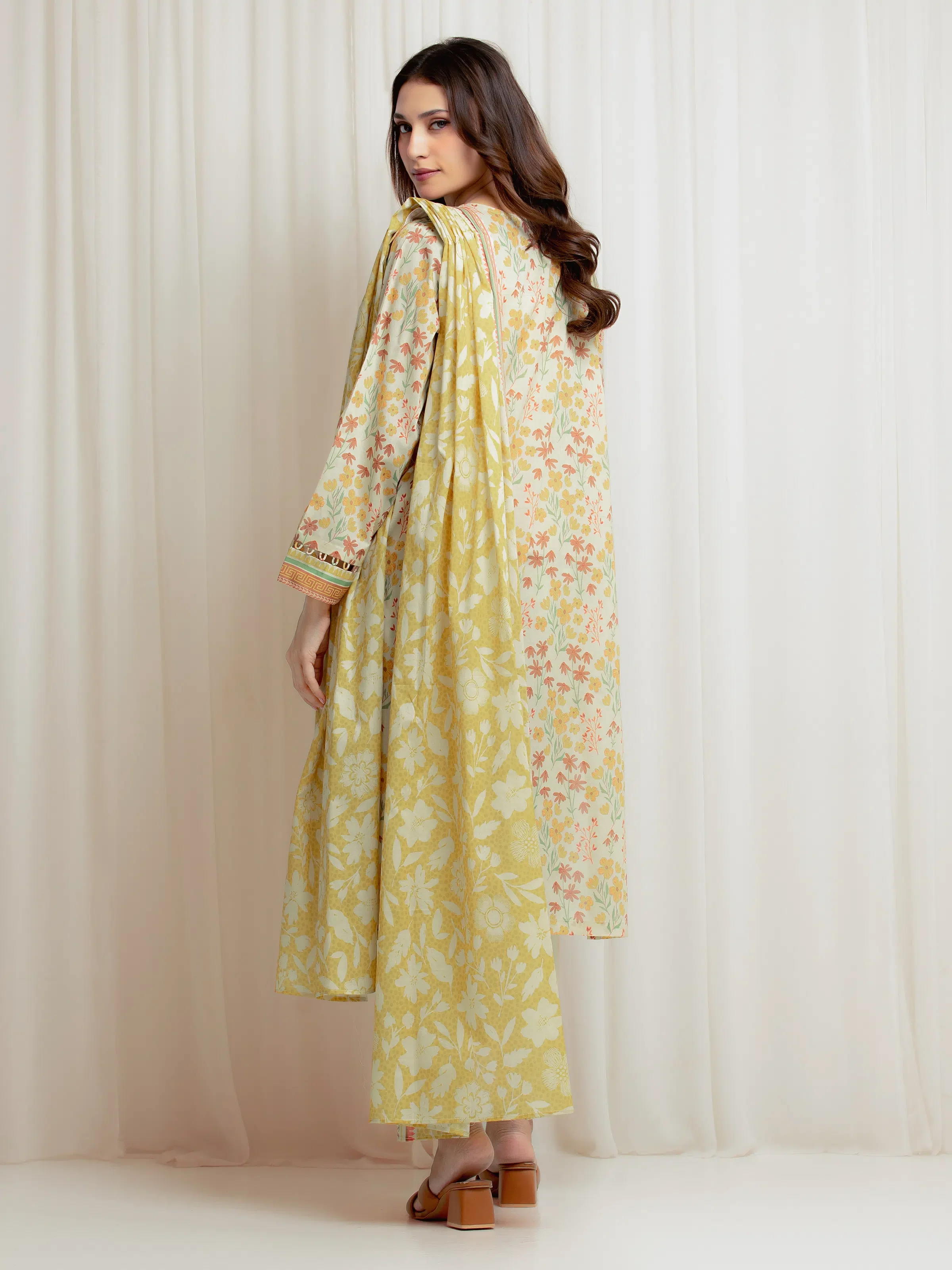Unstitched Printed Lawn Suit - EWU6A1-36668-3P - Image 6