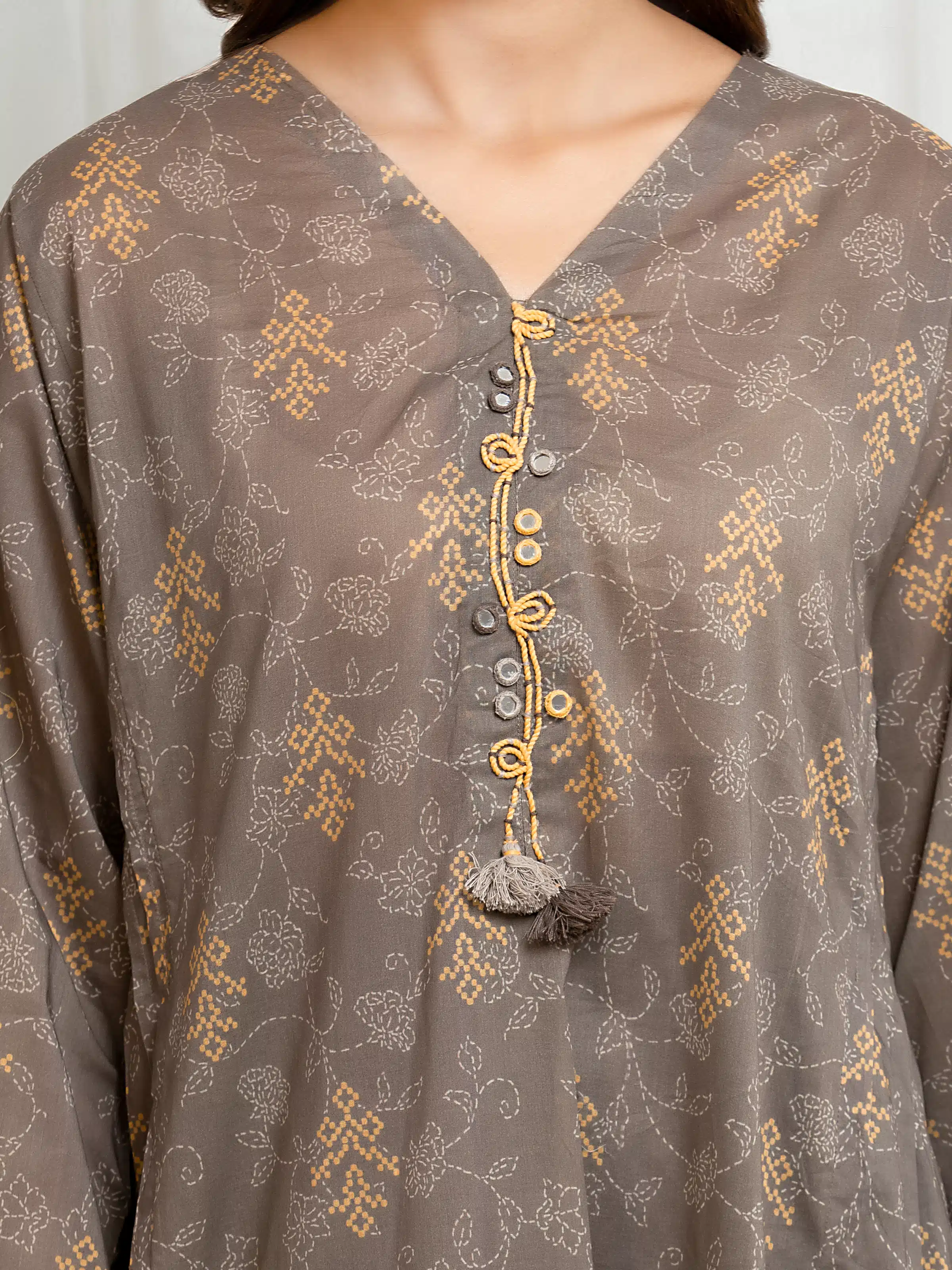 Unstitched  Printed Lawn Suit - EWU6A1-36671-3P - Image 3