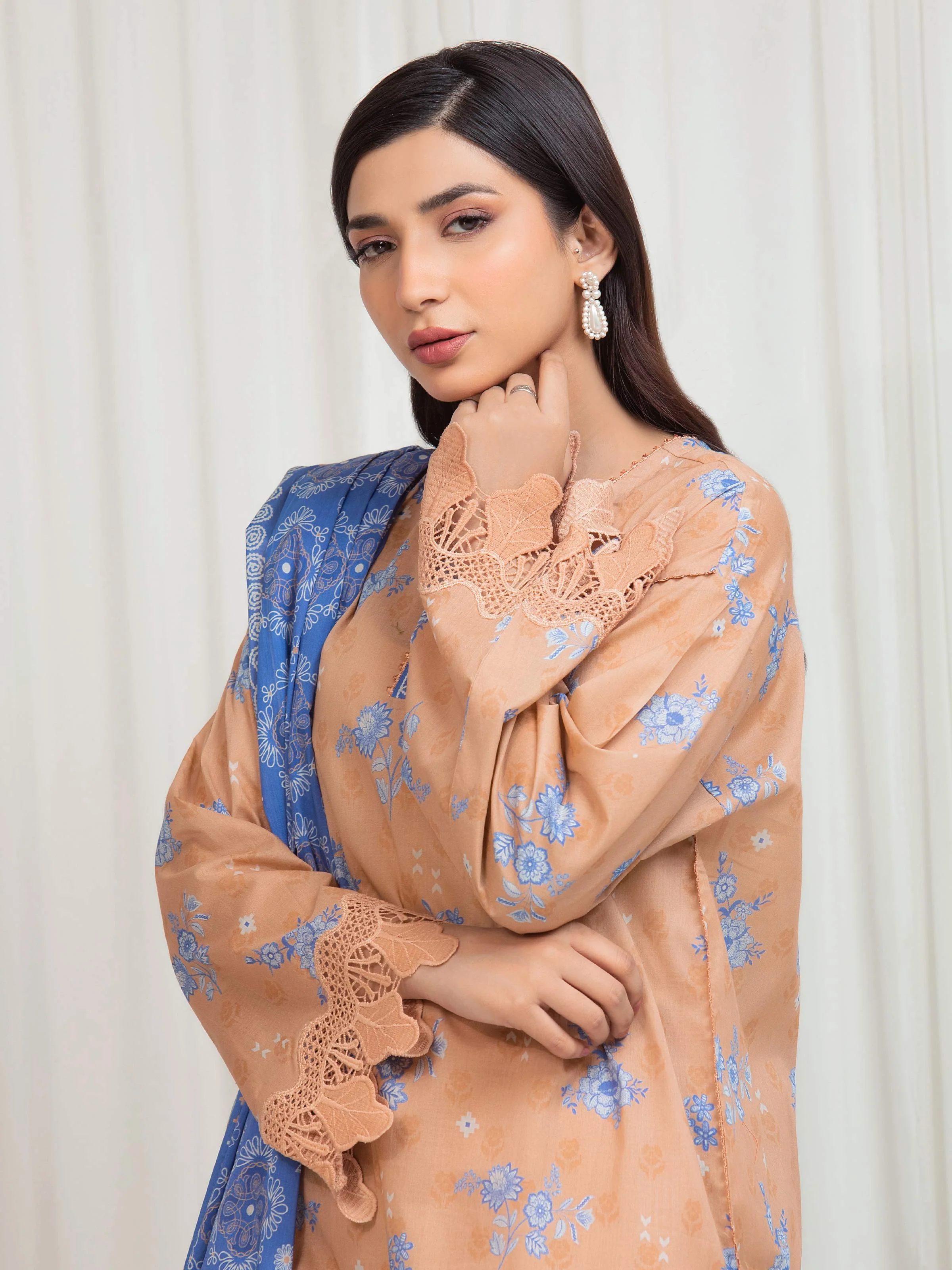 Unstitched Printed Lawn Suit - EWU6A1-36675-3P - Image 2